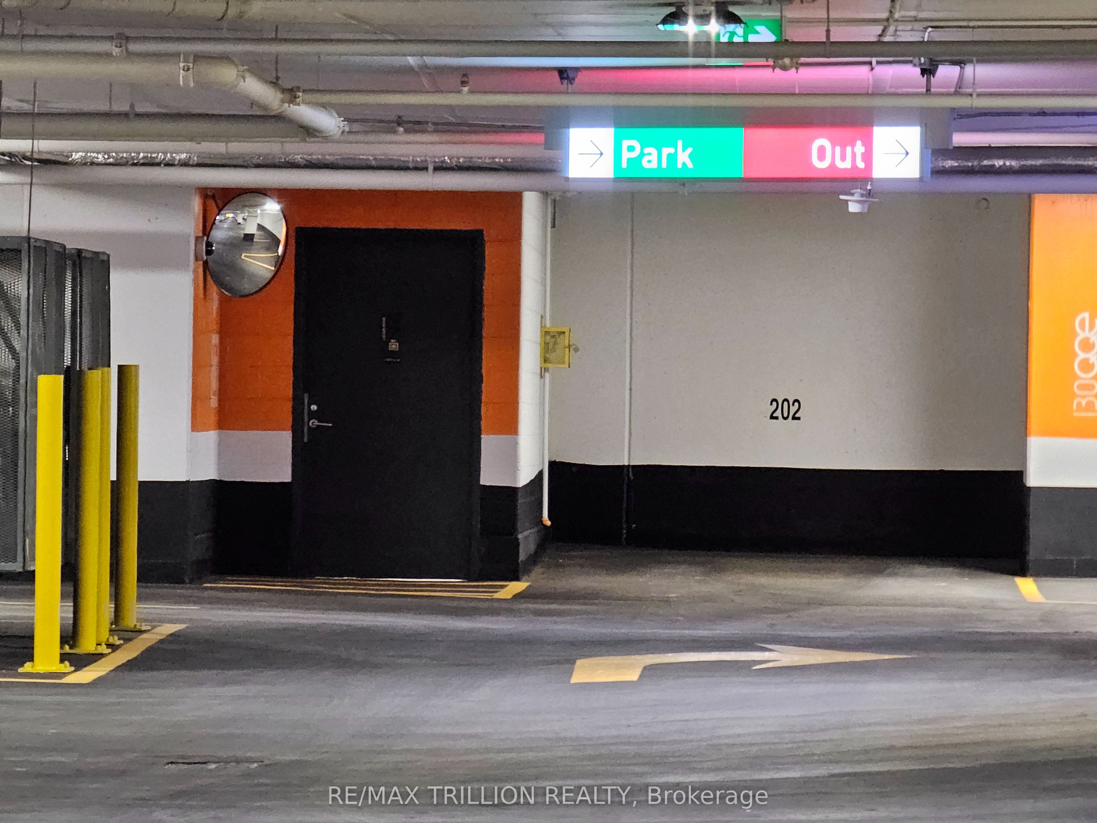 #514 - 130 Queens Quay Property Photo 19