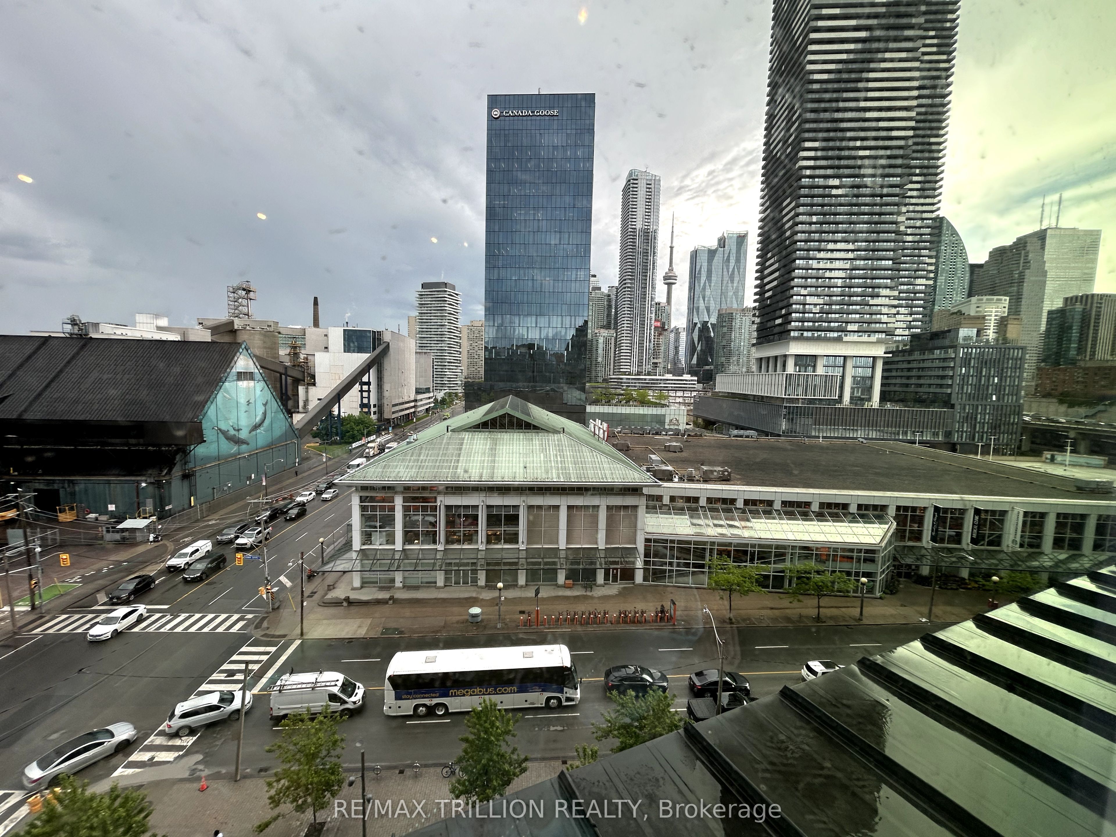 #514 - 130 Queens Quay Property Photo 27