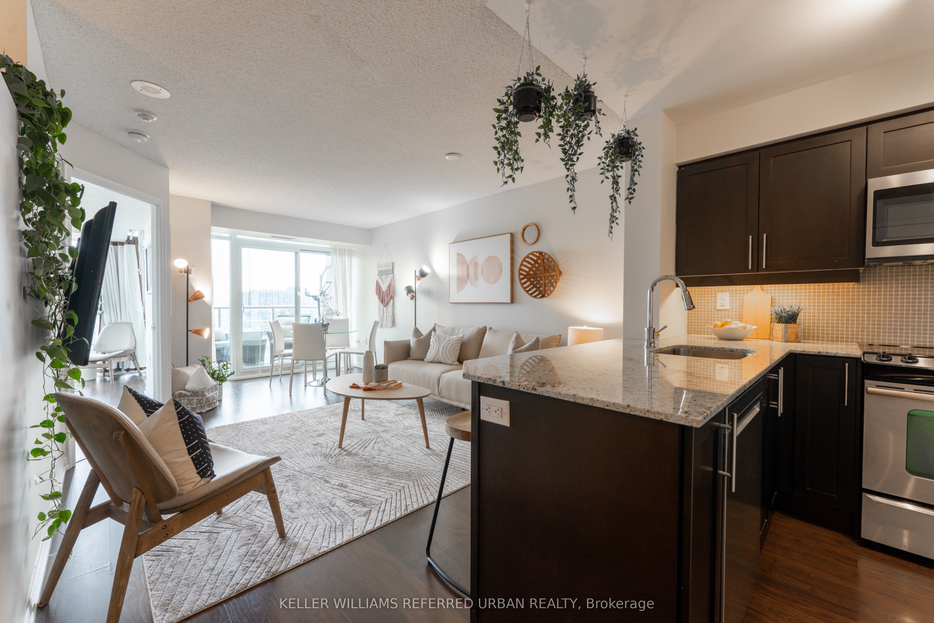 #1813 - 125 Western Battery Road Property Photo 1