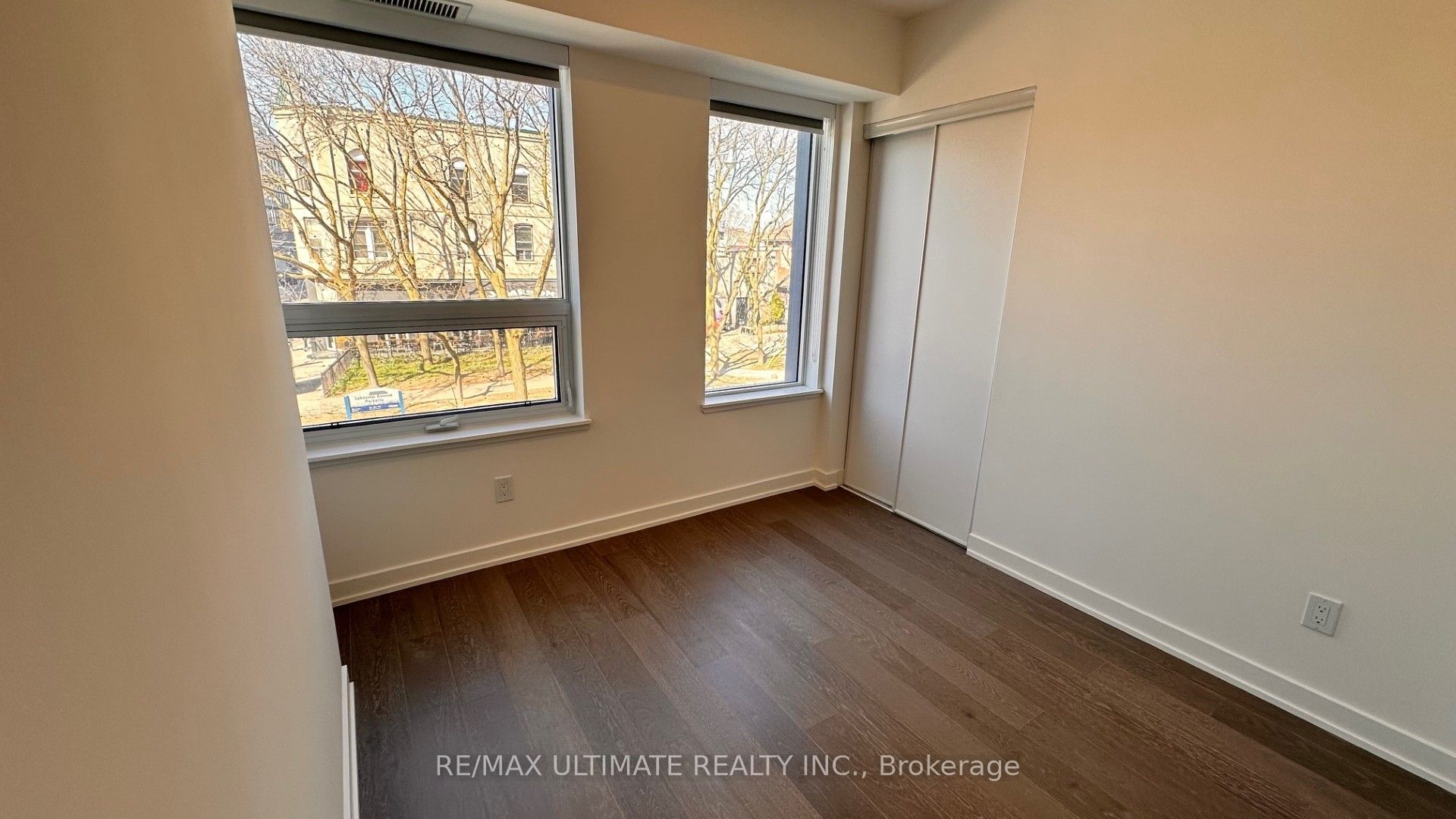 5 Lakeview Avenue 209 Property Photo 9