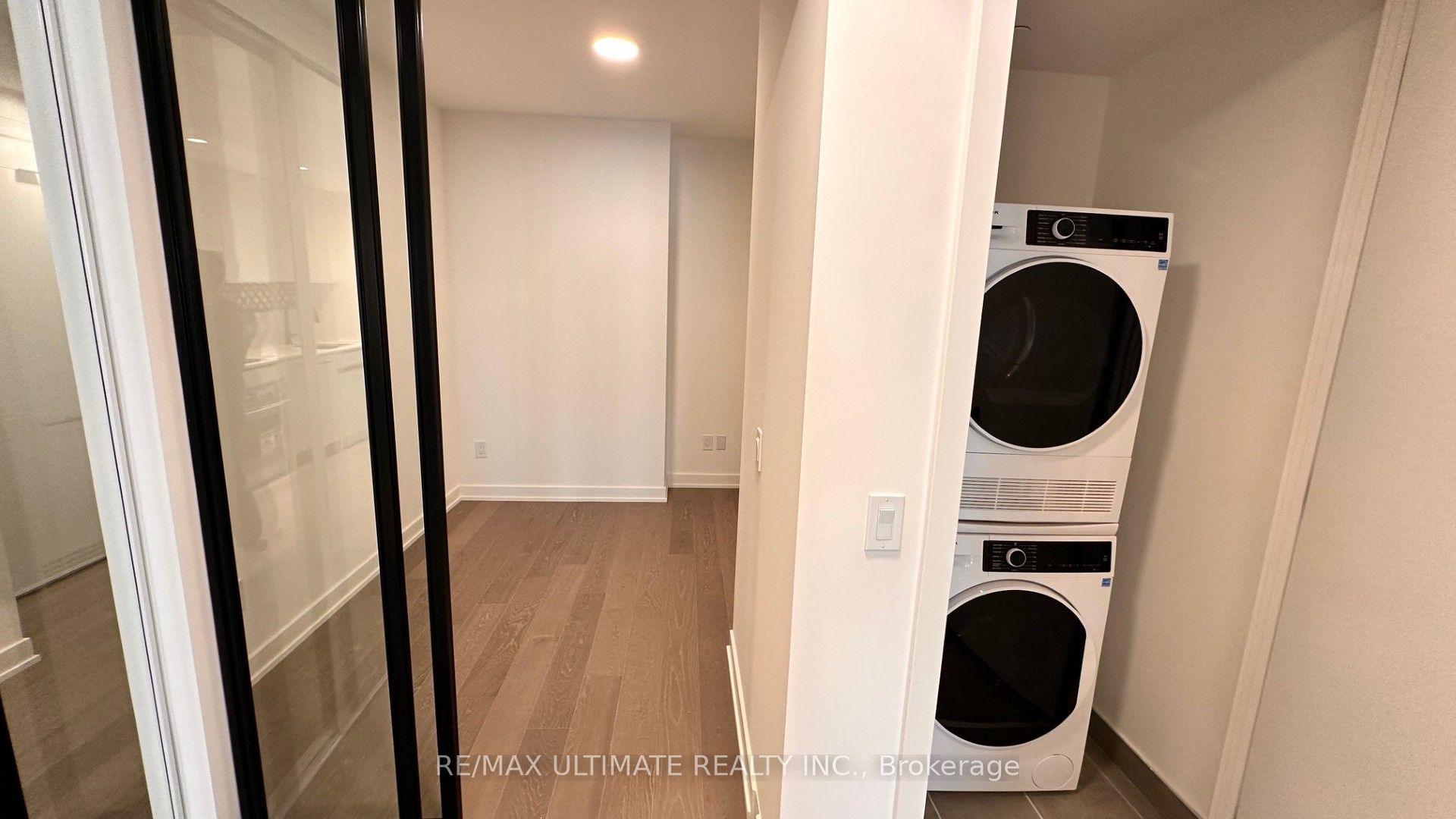 5 Lakeview Avenue 209 Property Photo 16