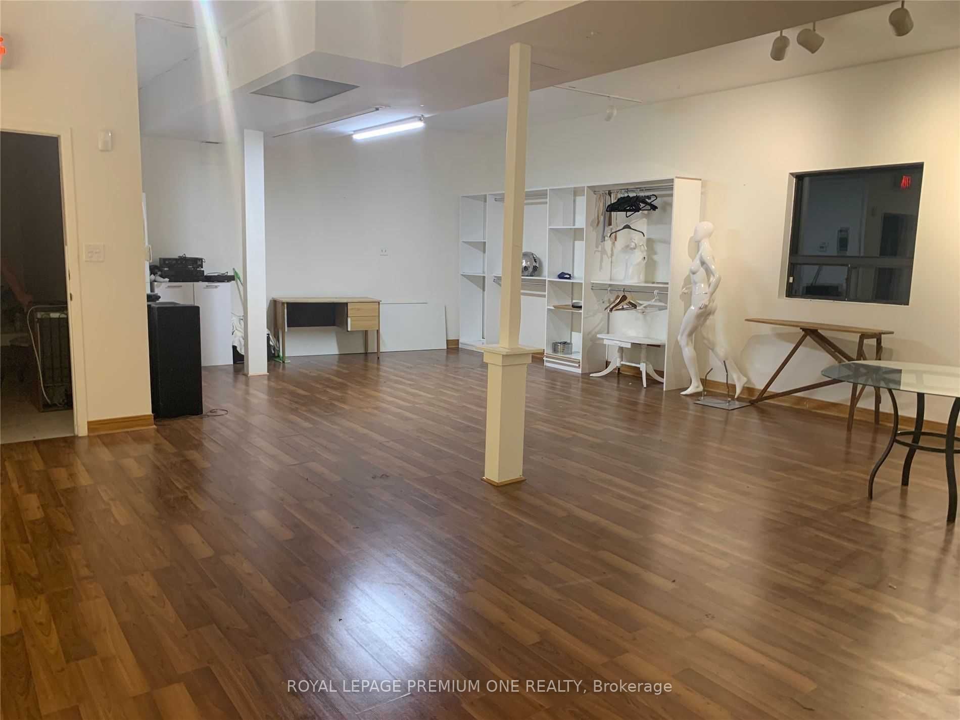 #upstairs - 102 Harbord Street Property Photo 6