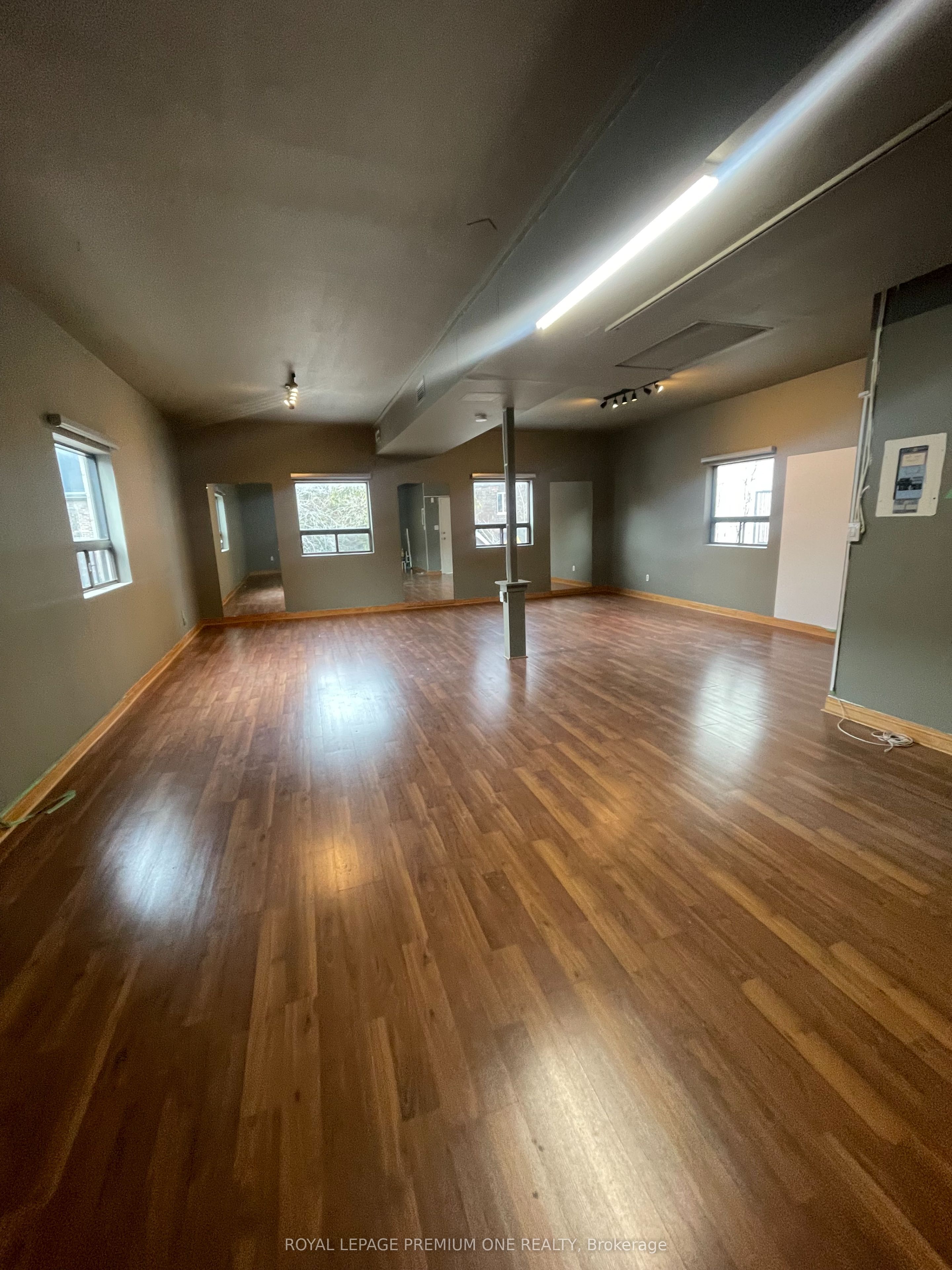 #upstairs - 102 Harbord Street Property Photo 10
