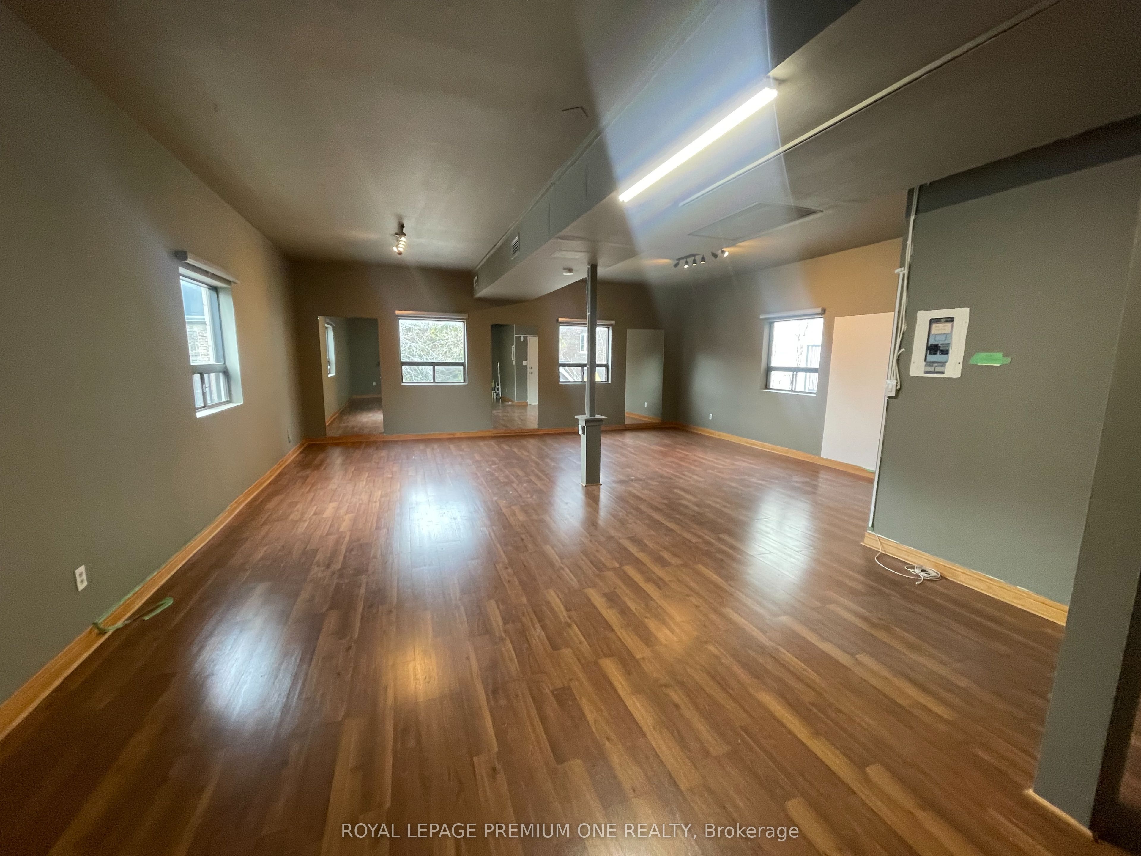 #upstairs - 102 Harbord Street Property Photo 11