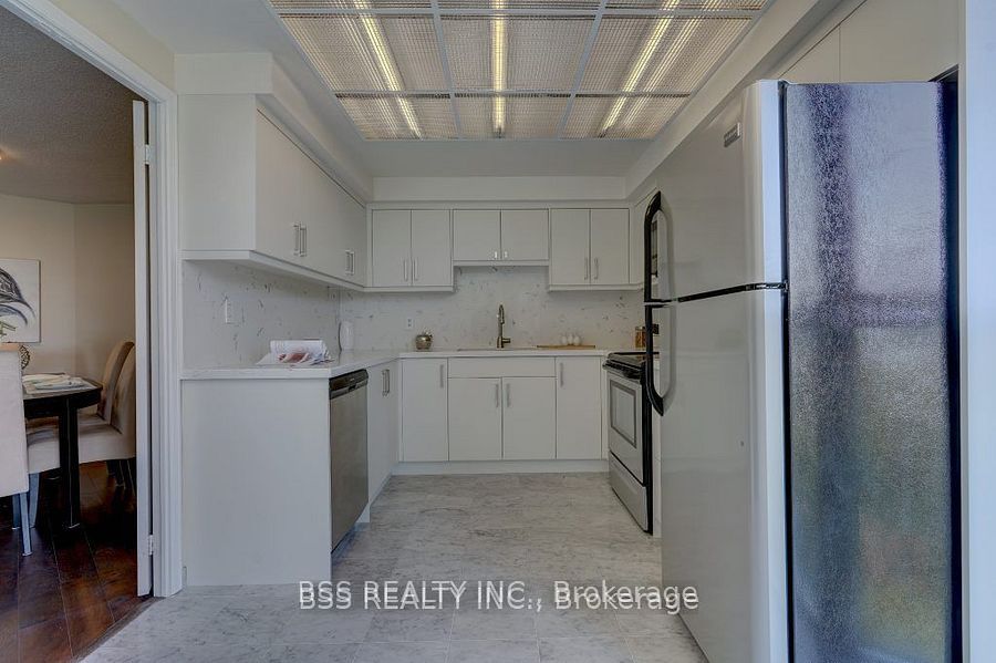 #805 - 10 Tichester Road Property Photo 31