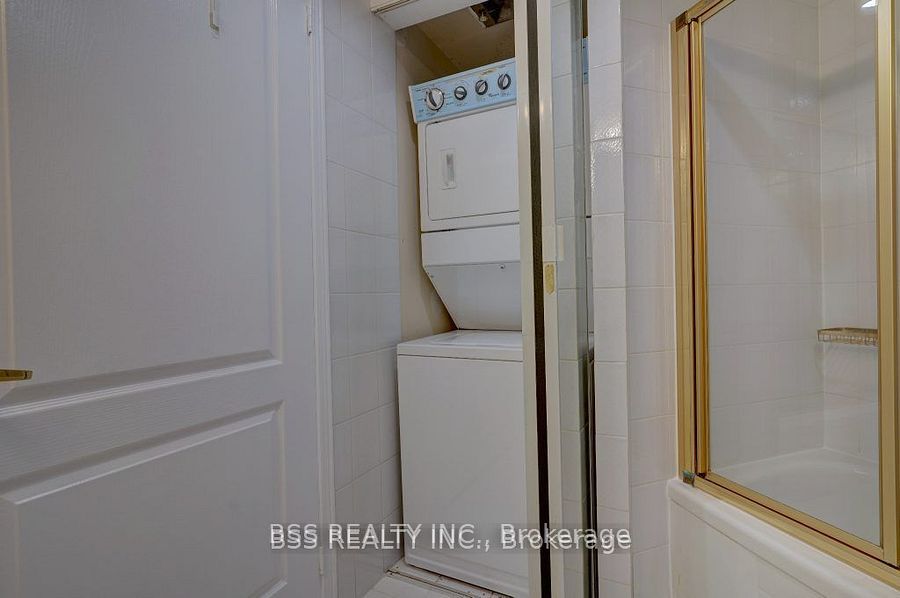 #805 - 10 Tichester Road Property Photo 39