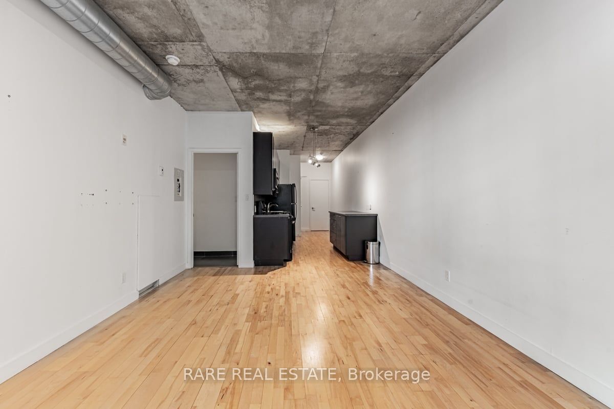 42 Camden Street 302 Property Photo 13