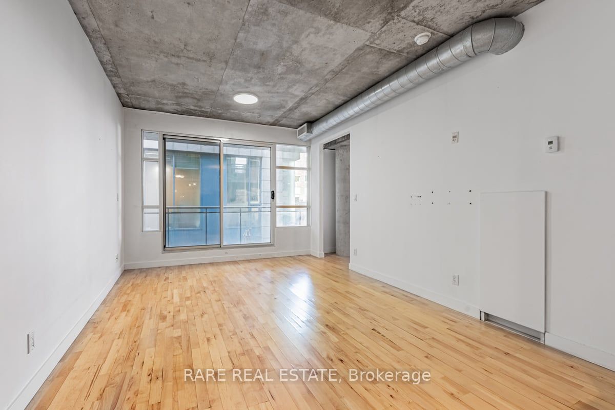 42 Camden Street 302 Property Photo 14