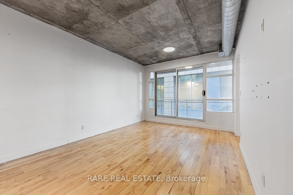 42 Camden Street 302 Property Photo 16