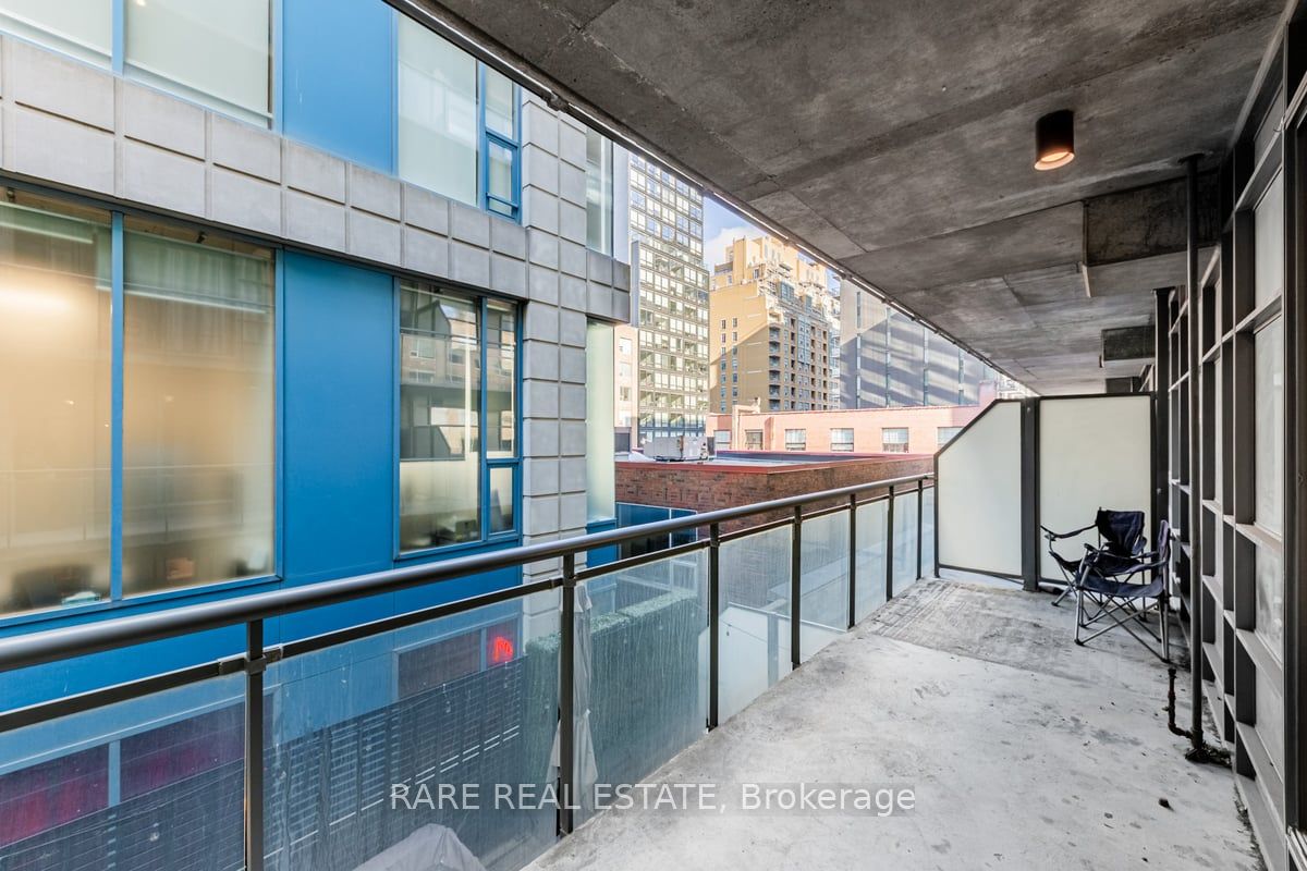 42 Camden Street 302 Property Photo 24