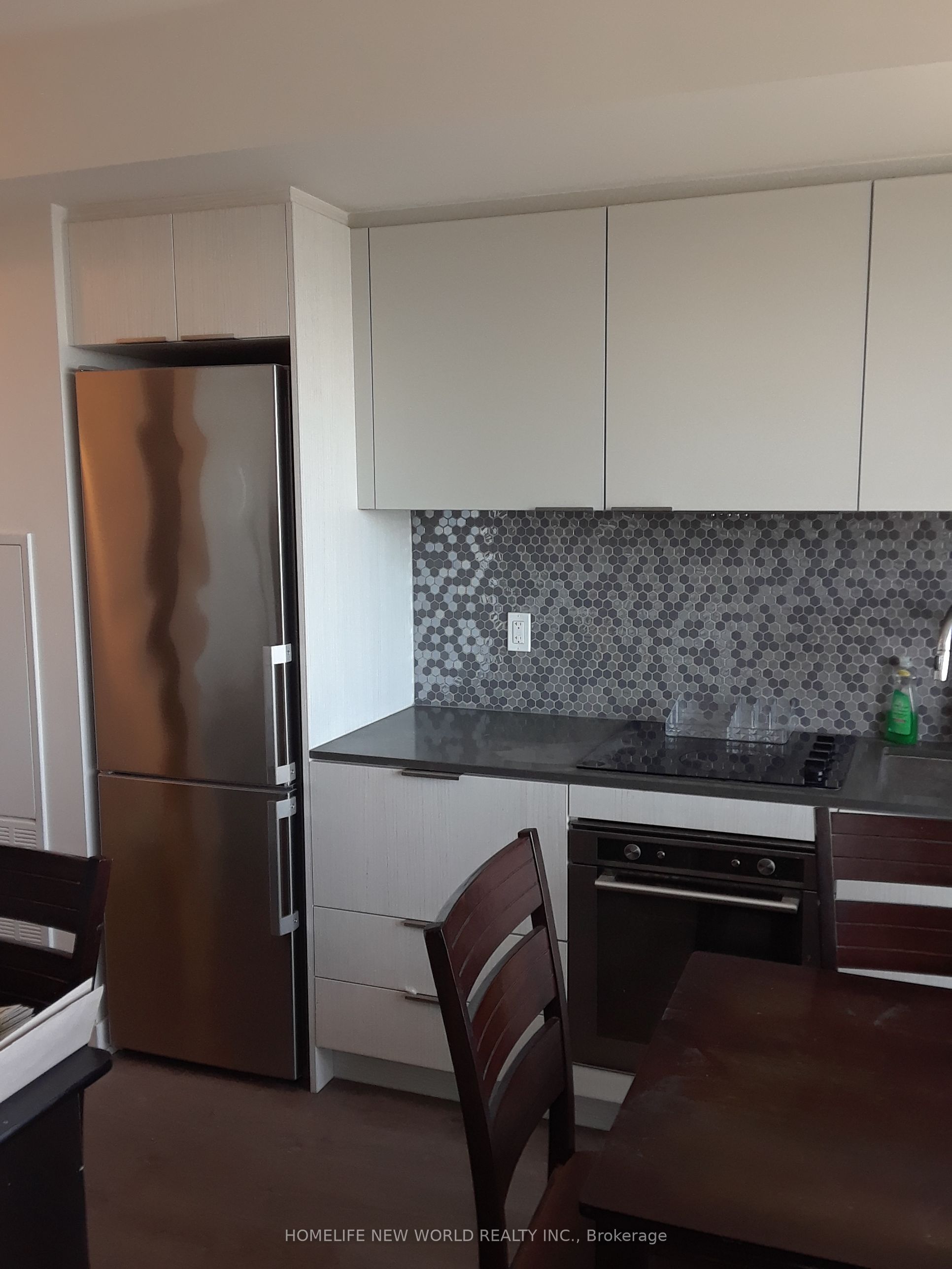 2 Sonic Way 2610 Property Photo 12