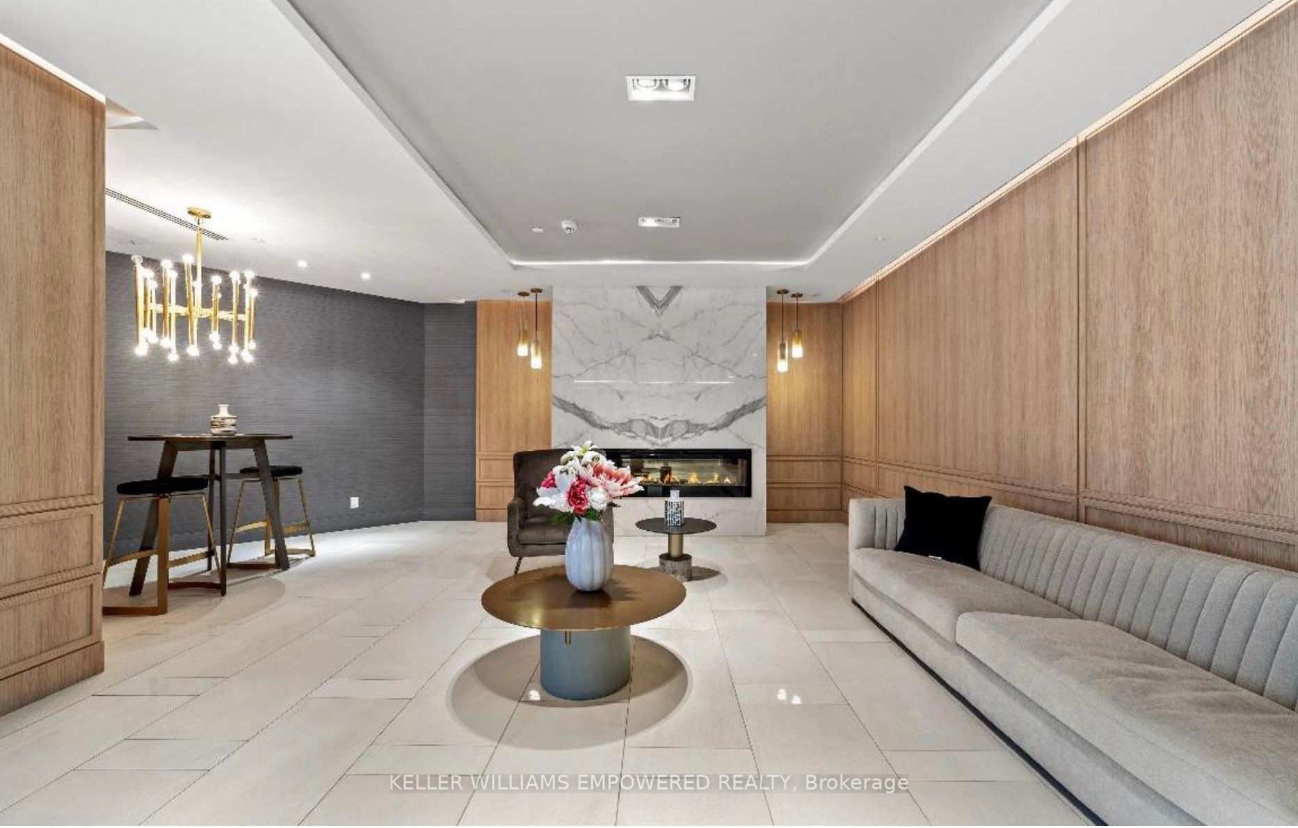 621 Sheppard Avenue E 635 Property Photo 3