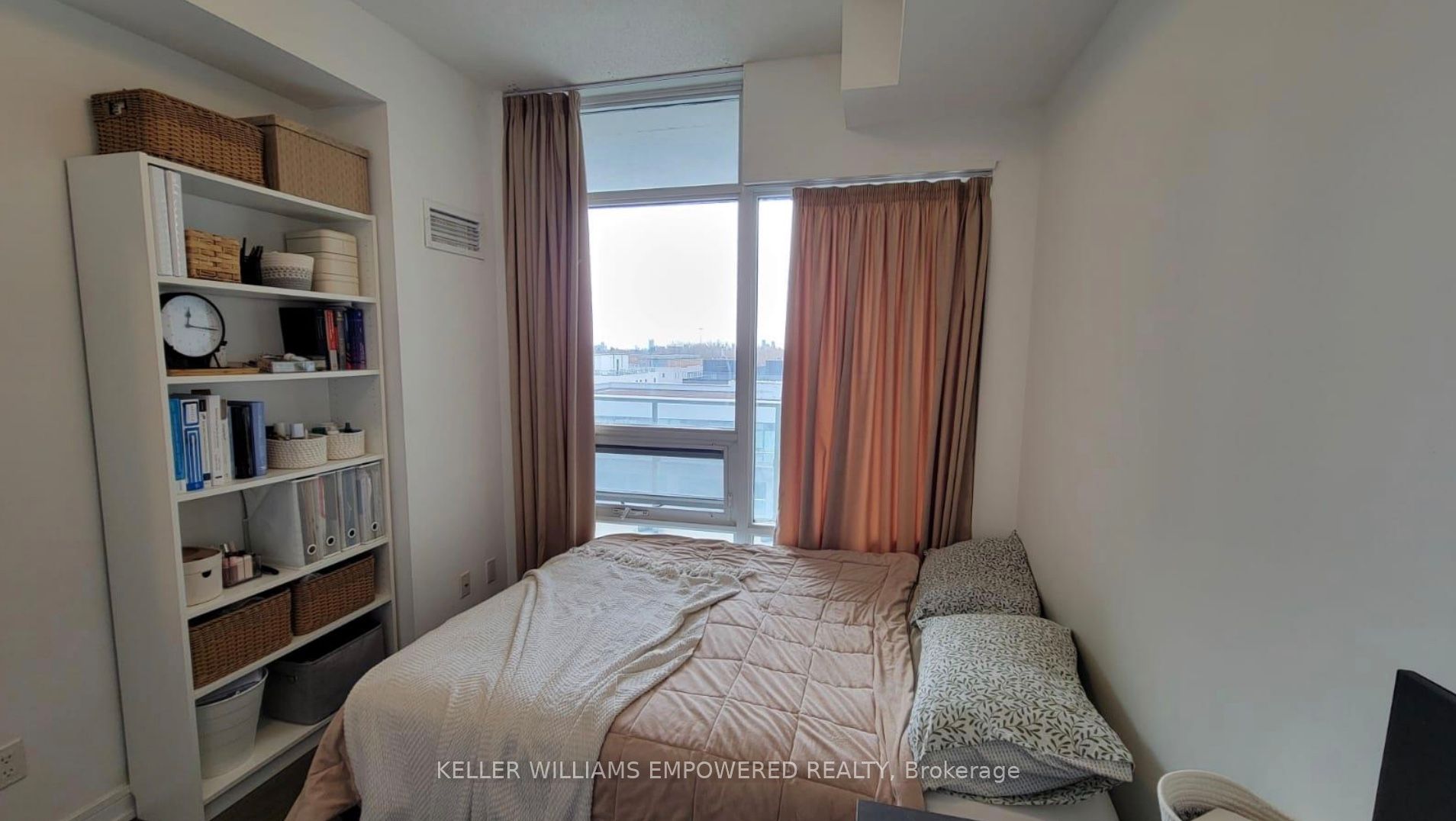 621 Sheppard Avenue E 635 Property Photo 11