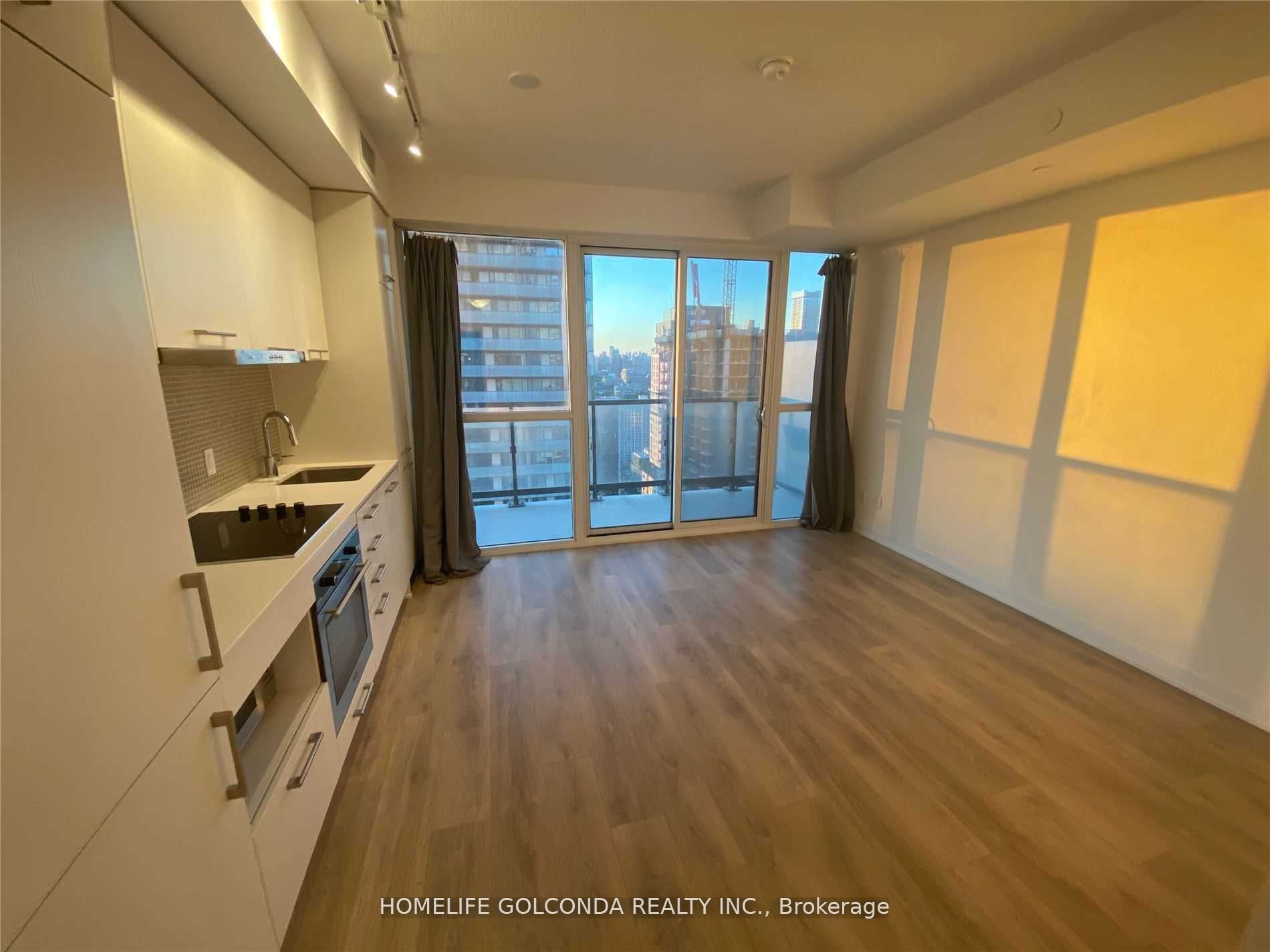 #3709 - 87 Peter Stree Property Photo 8