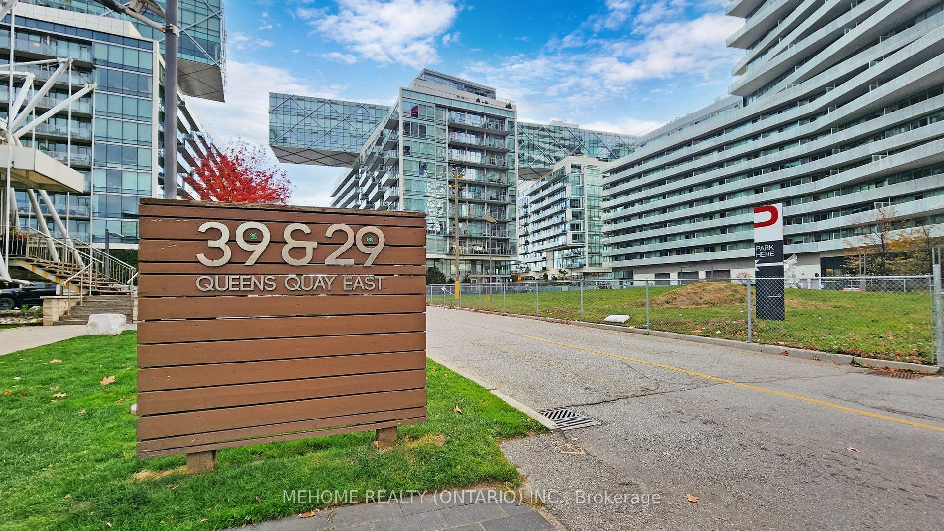 #505 - 29 Queens Quay Property Photo 1
