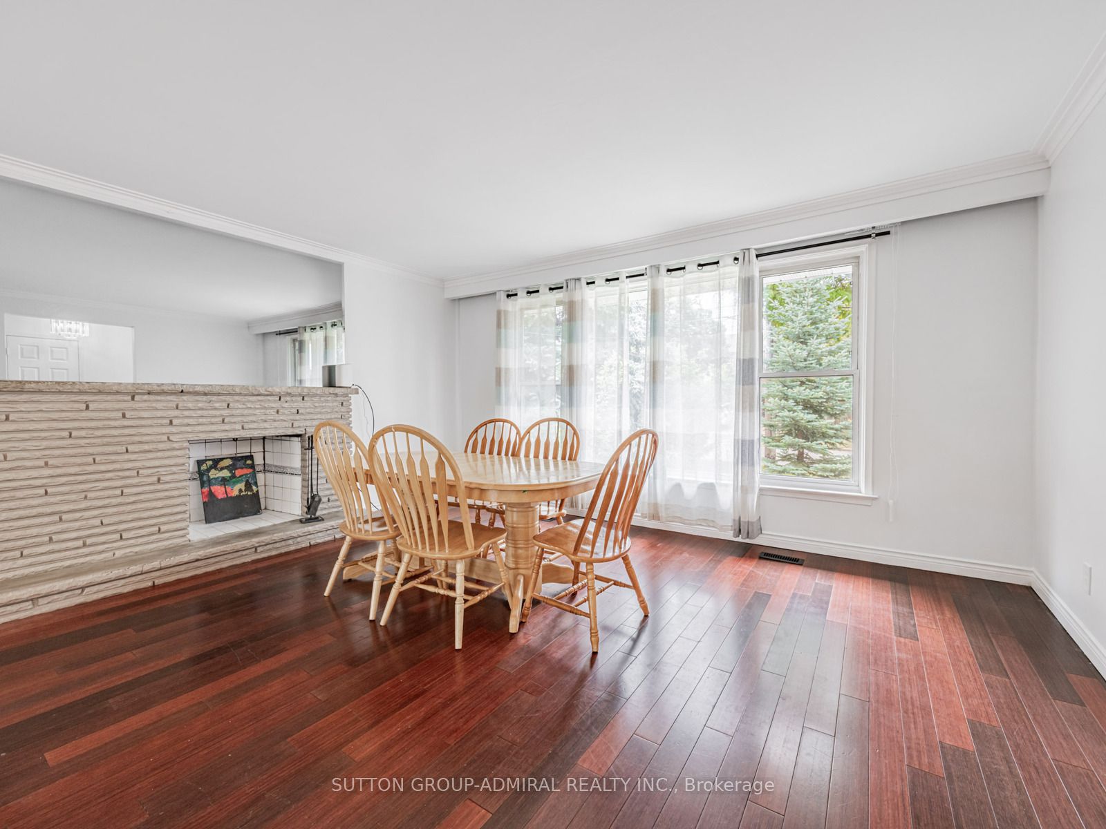 270 Fisherville Road Upper Property Photo 12