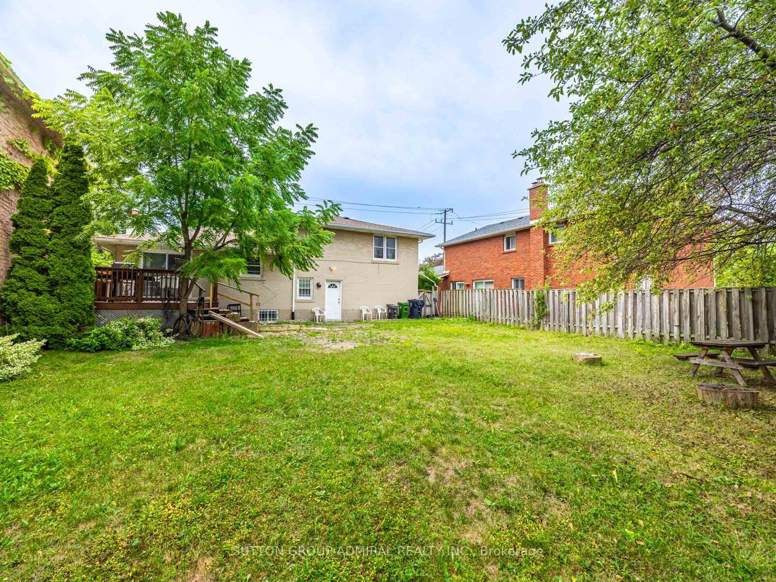 270 Fisherville Road Upper Property Photo 27