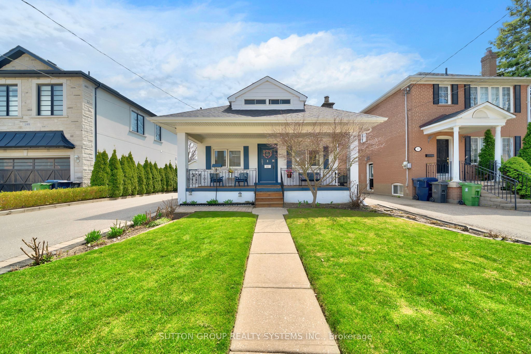 201 Bogert Avenue Property Photo 1
