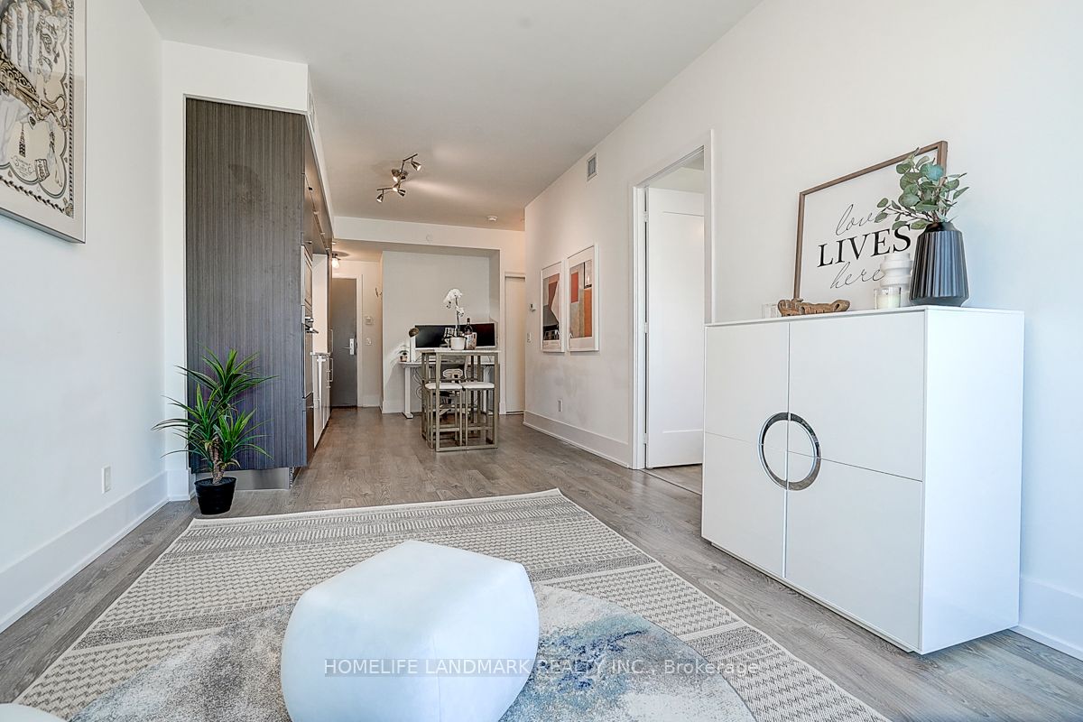15 Merchants' Wharf N/a 341 Property Photo 16