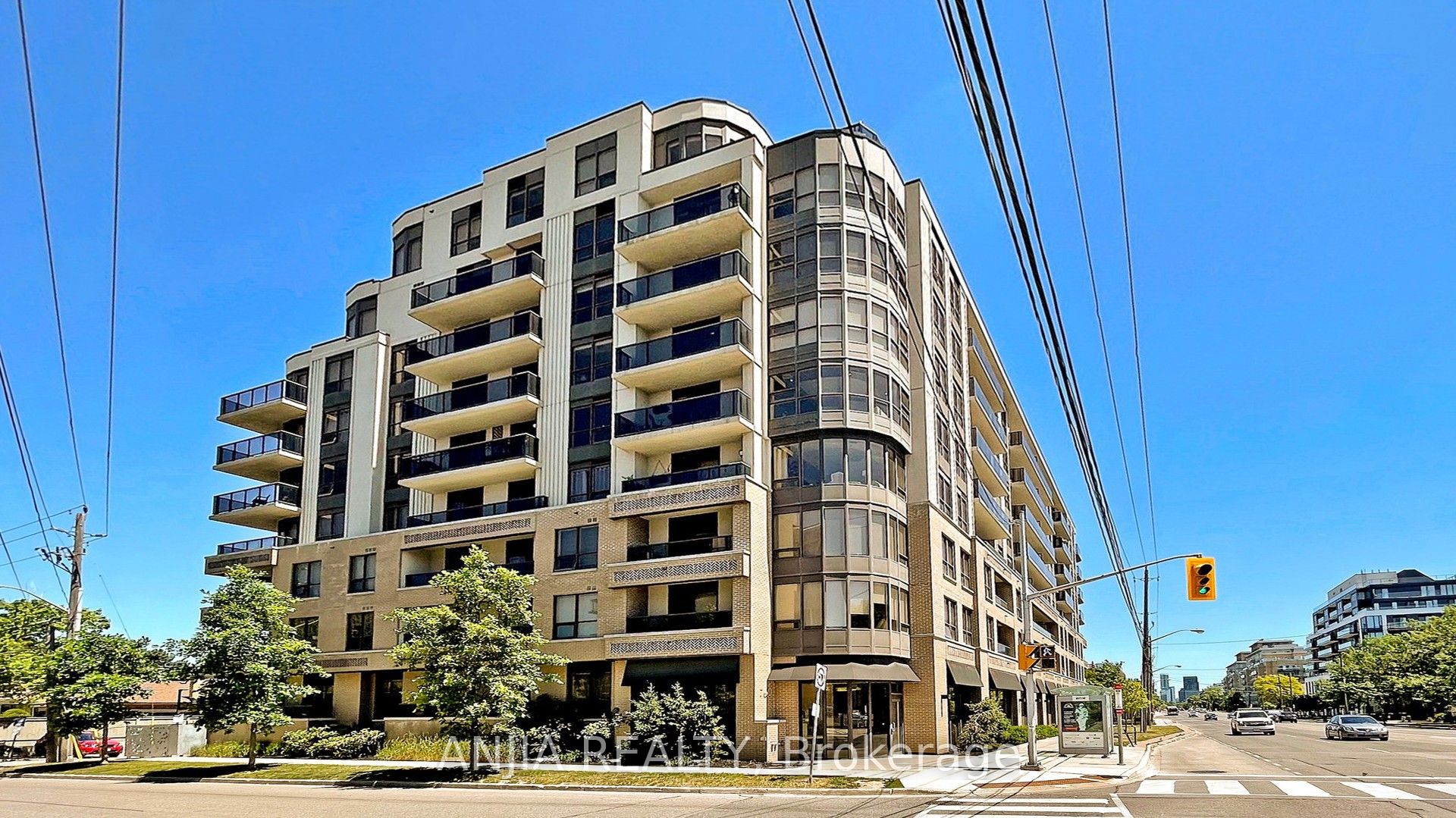 #313 - 760 Sheppard Avenue Property Photo 1