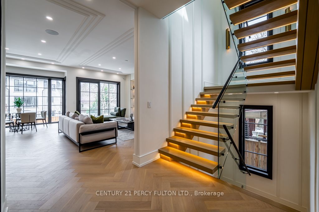 210 Homewood Avenue Property Photo 8