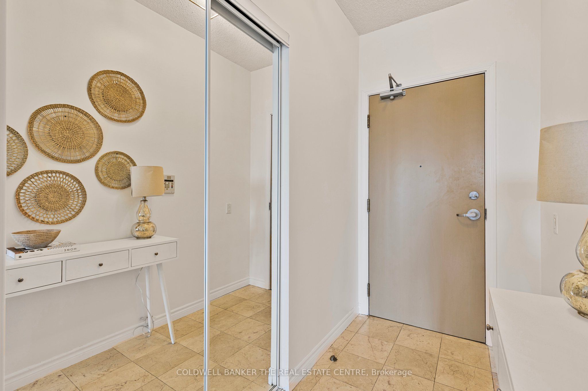#2101 - 60 Byng Avenue Property Photo 3