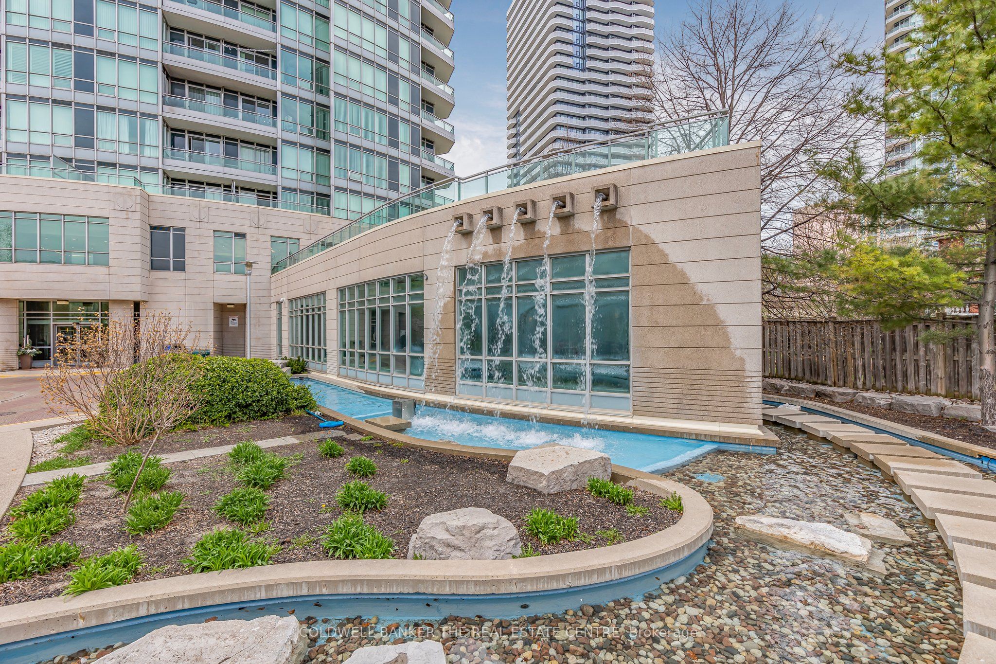 #2101 - 60 Byng Avenue Property Photo 26