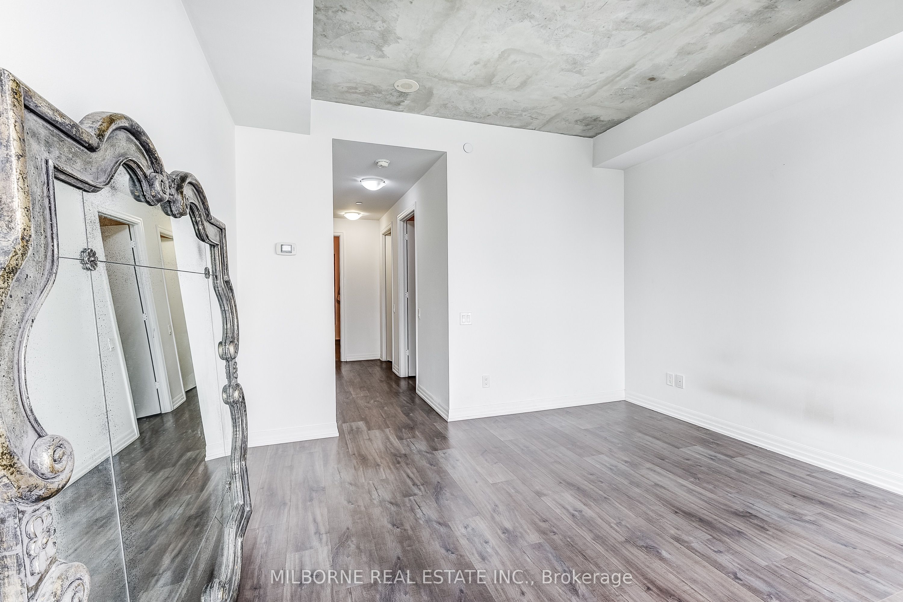 88 Blue Jays Way 4005 Property Photo 16