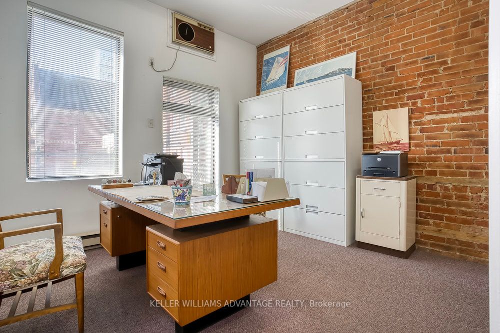 157 Gerrard Street E Property Photo 17