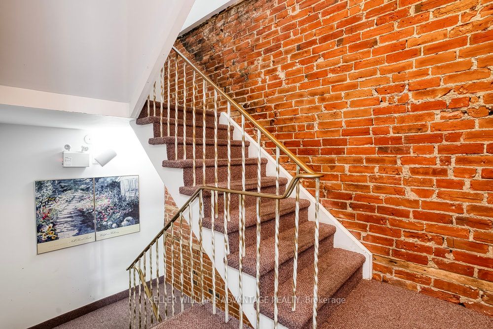 157 Gerrard Street E Property Photo 21