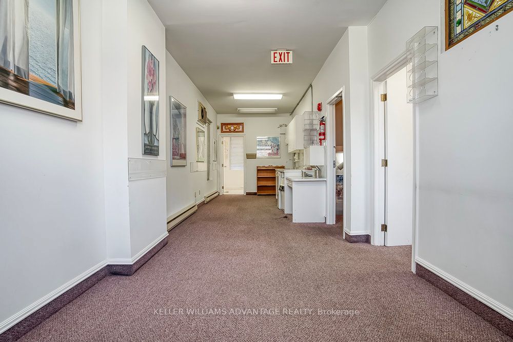 157 Gerrard Street E Property Photo 24