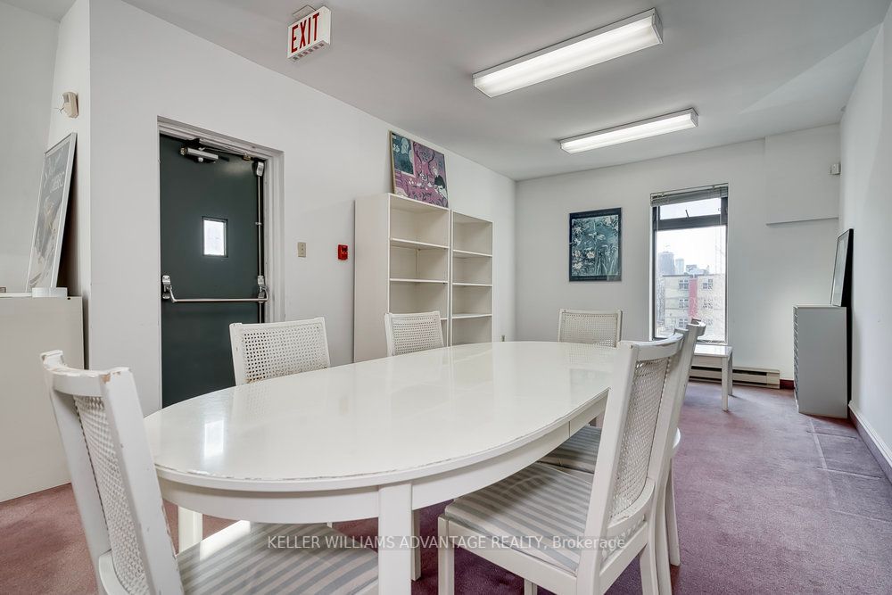 157 Gerrard Street E Property Photo 40