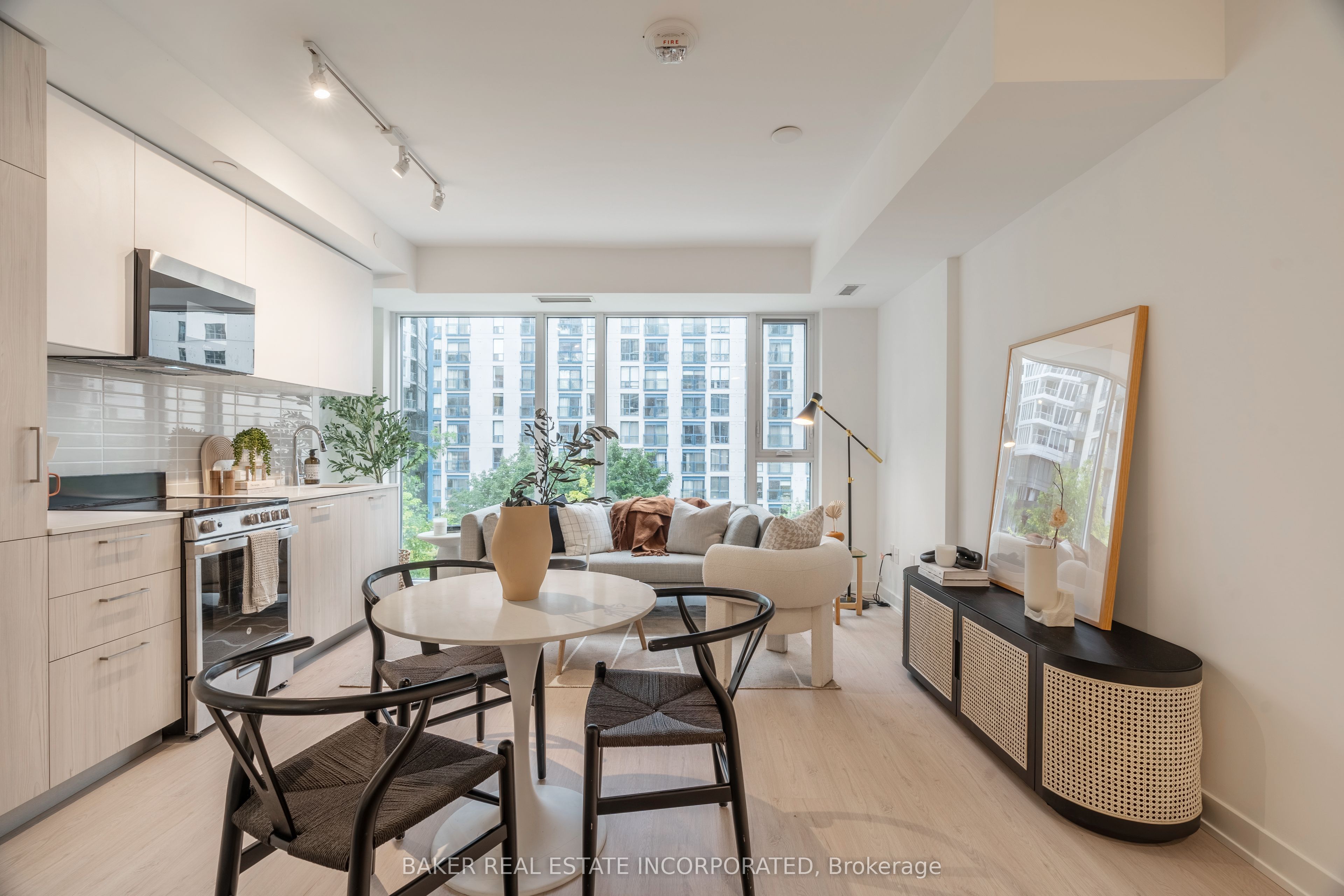65 Mutual Street 408 Property Photo 4