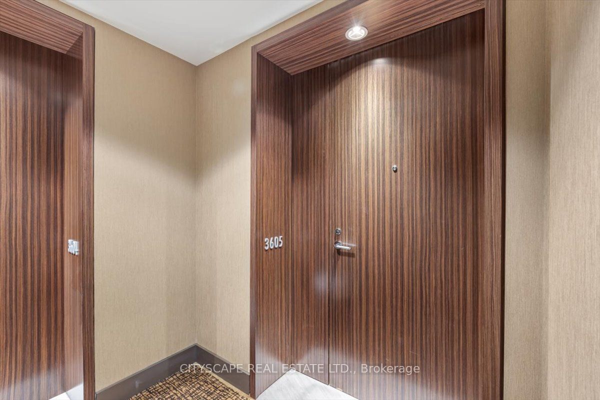 180 University Avenue 3605 Property Photo 6