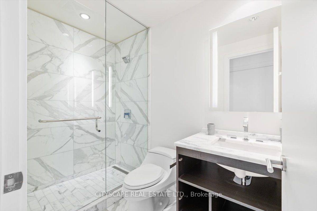 180 University Avenue 3605 Property Photo 16