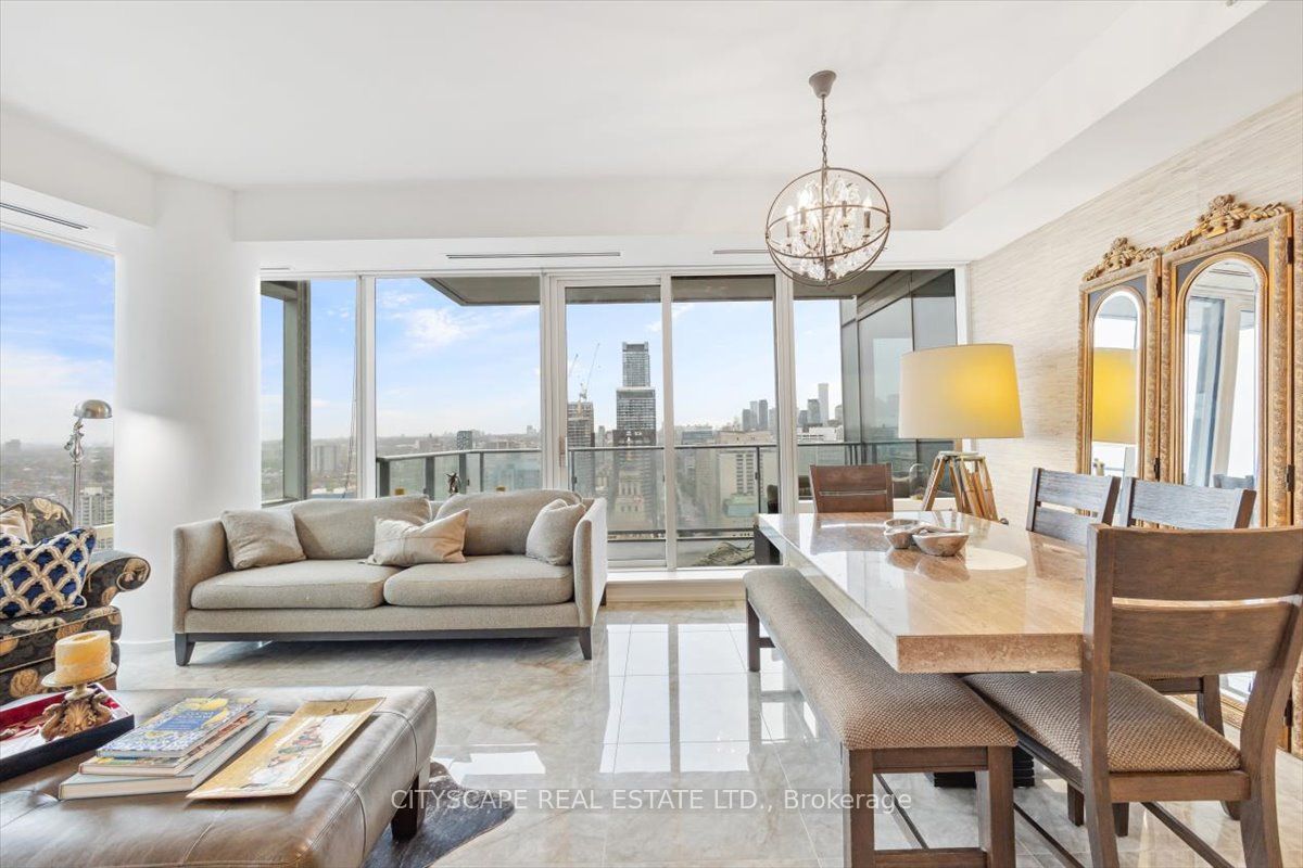 180 University Avenue 3605 Property Photo 18