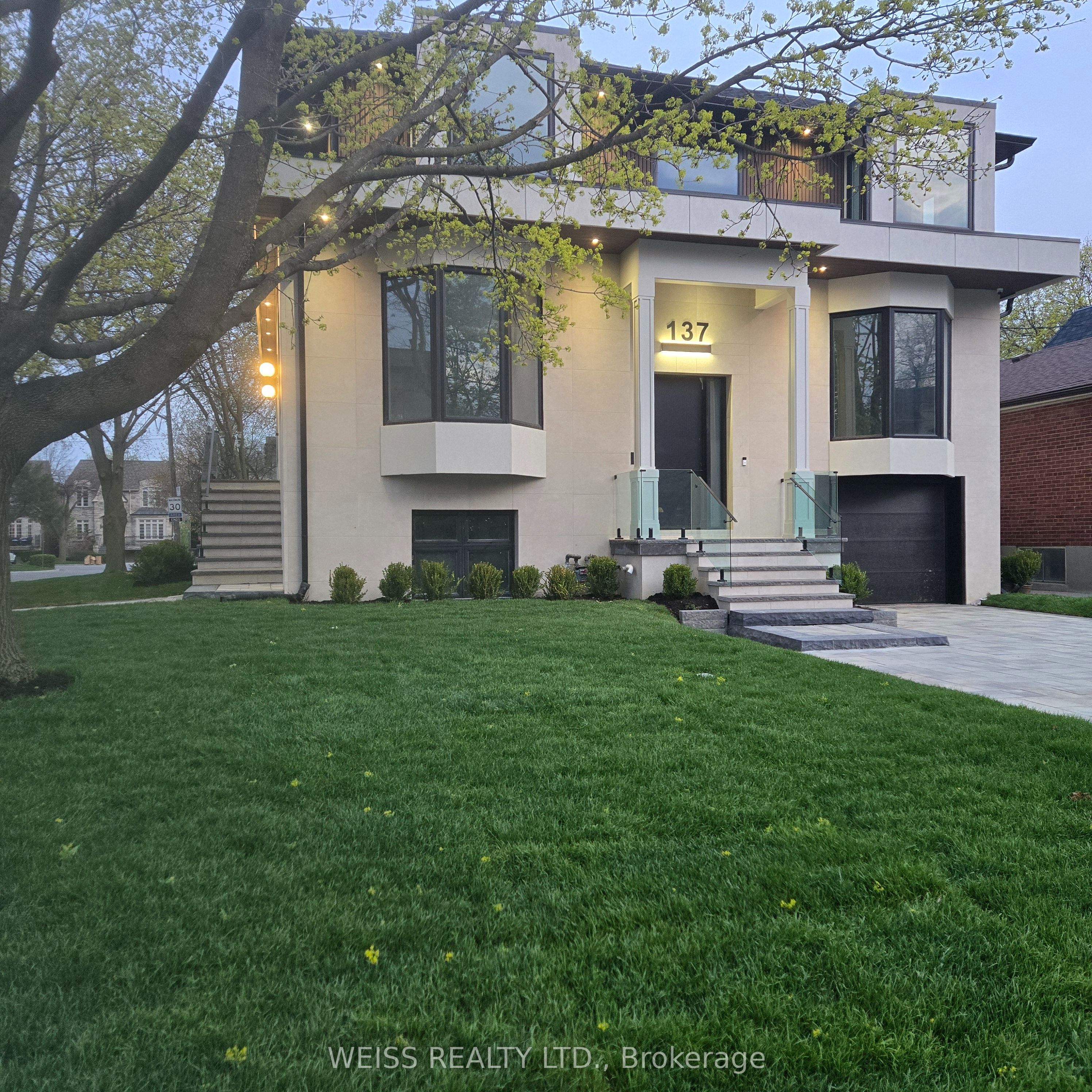 137 Bannockburn Avenue Property Photo 1