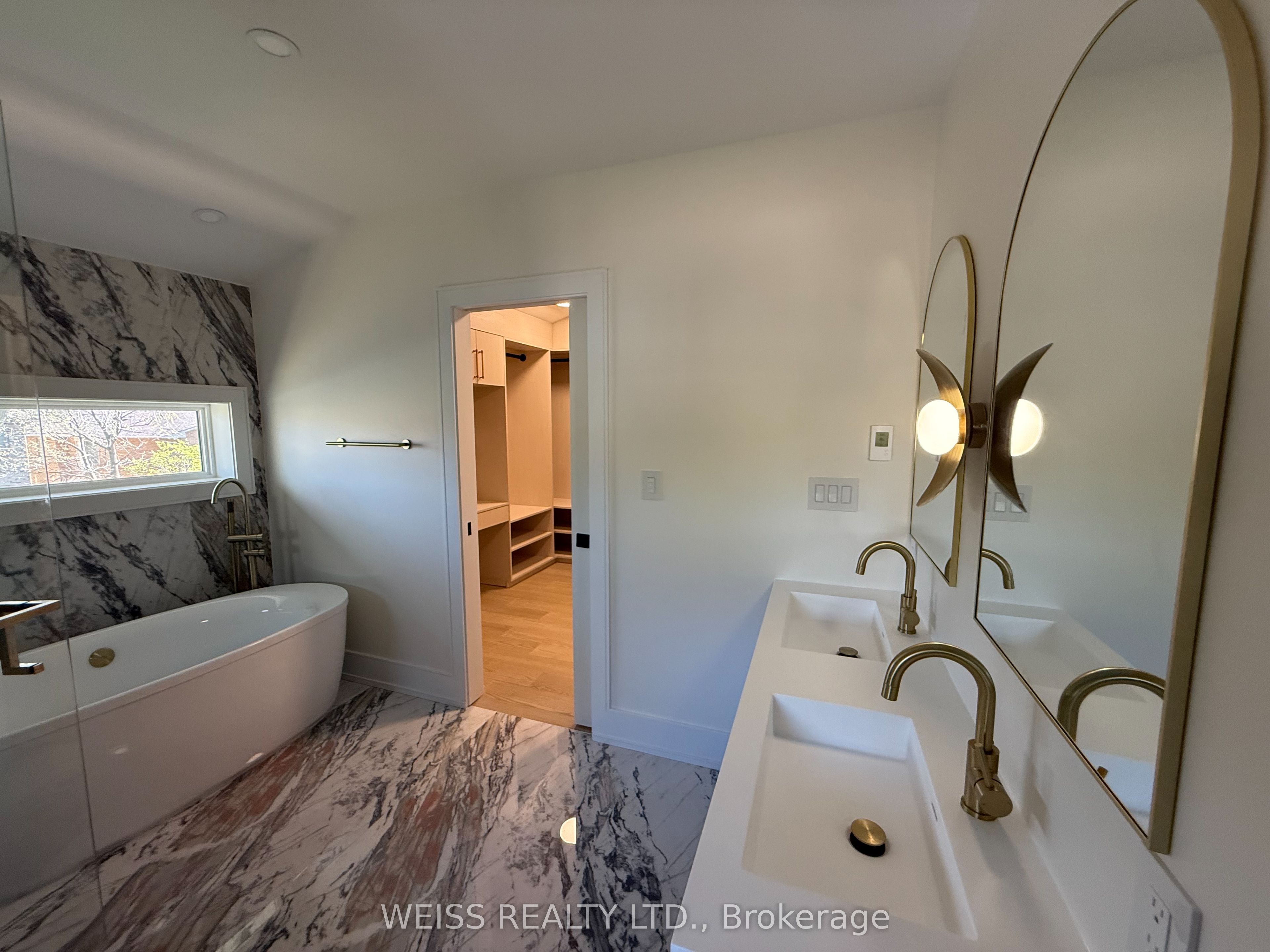 137 Bannockburn Avenue Property Photo 11
