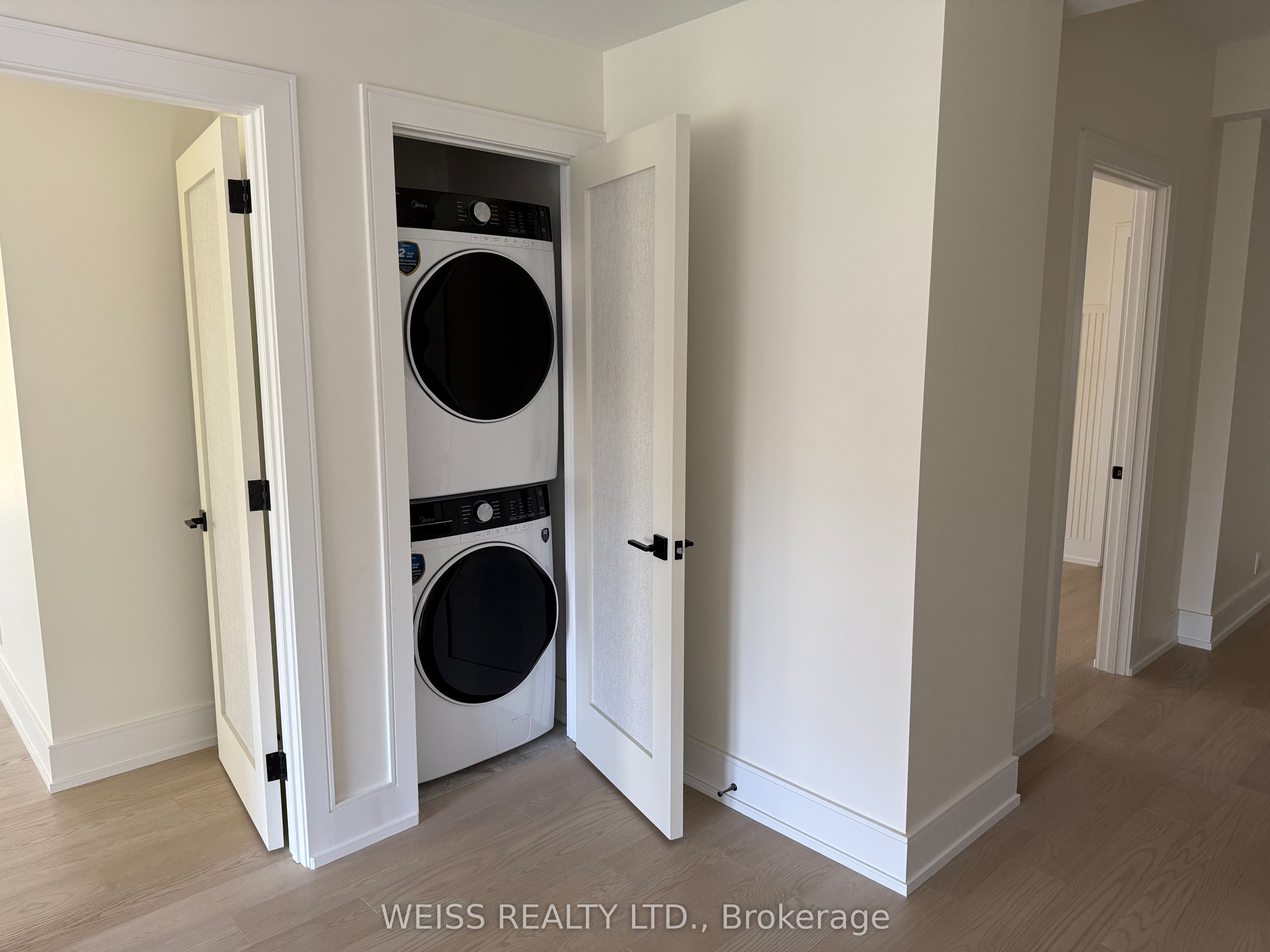 137 Bannockburn Avenue Property Photo 18