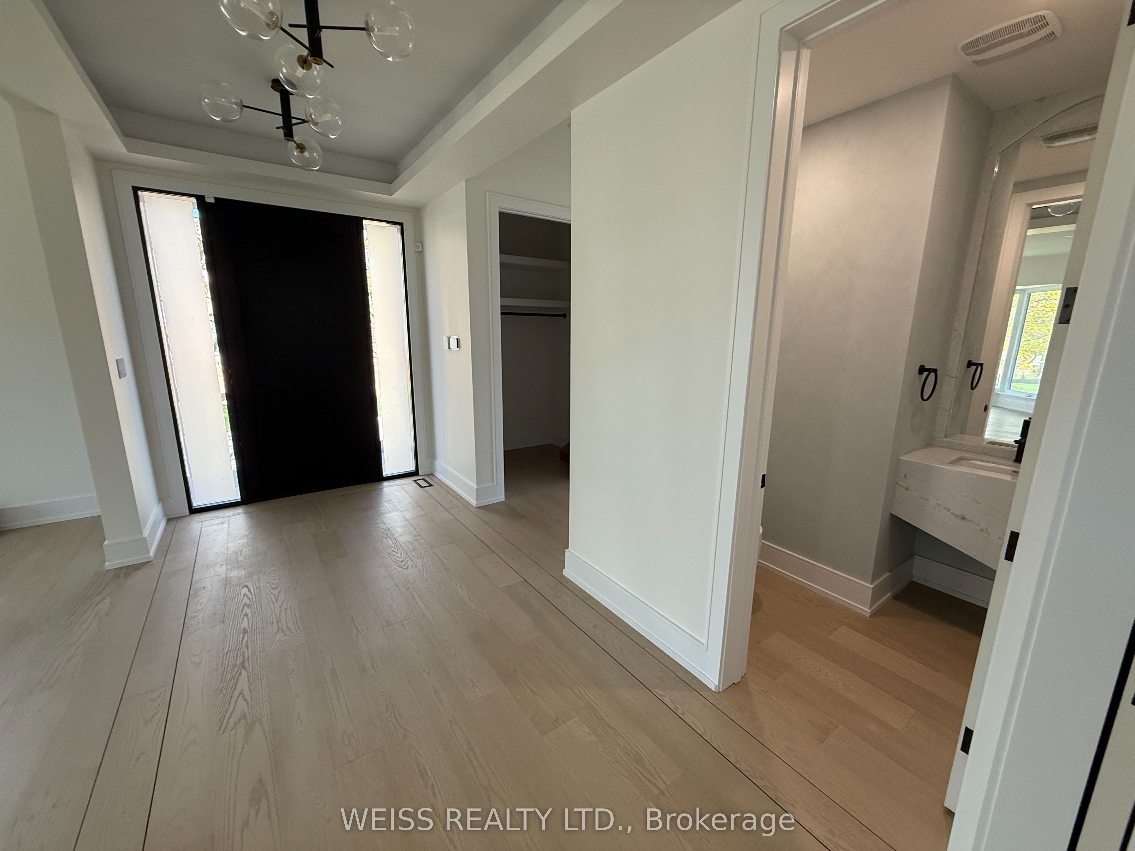 137 Bannockburn Avenue Property Photo 19