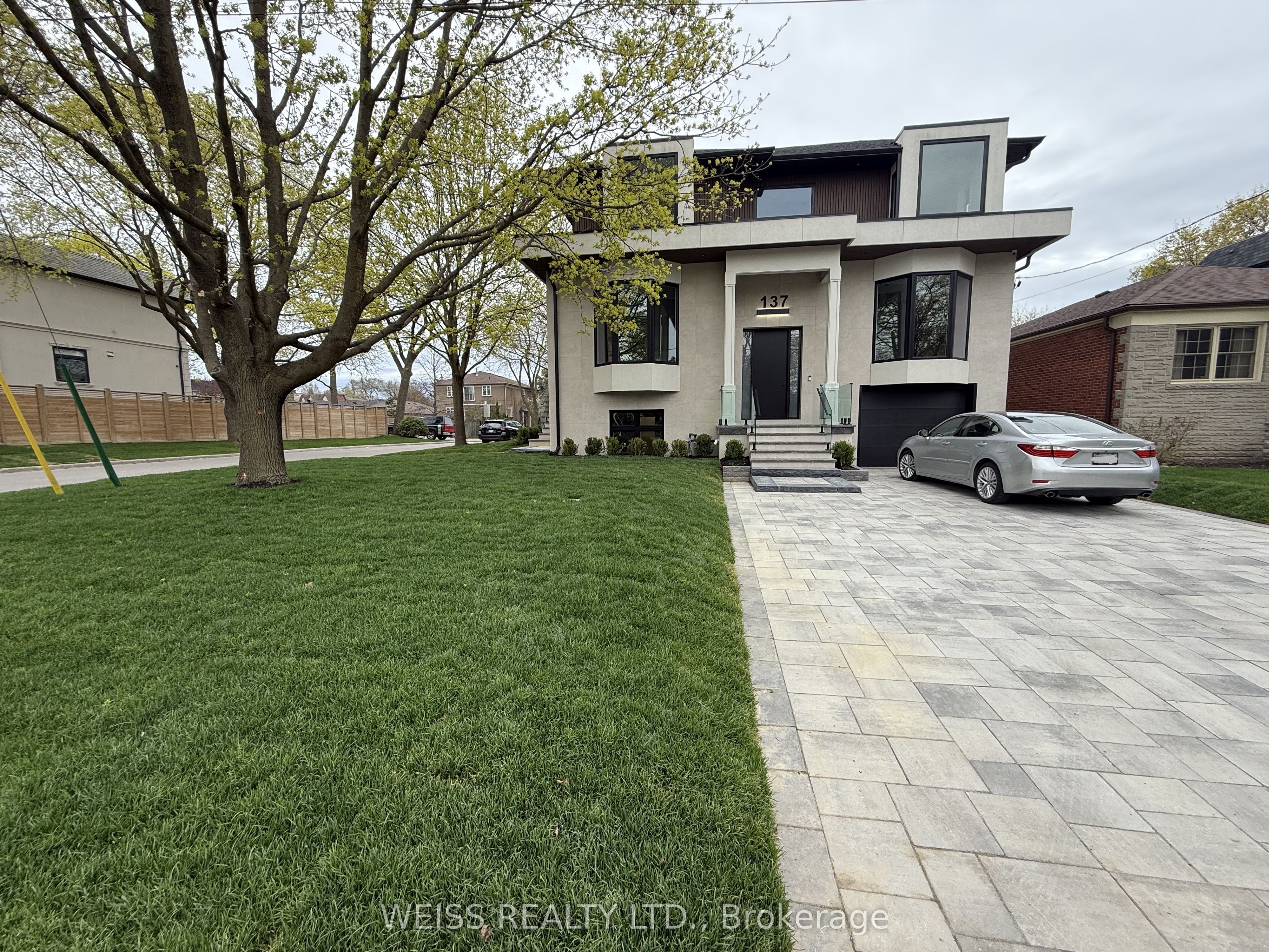 137 Bannockburn Avenue Property Photo 23