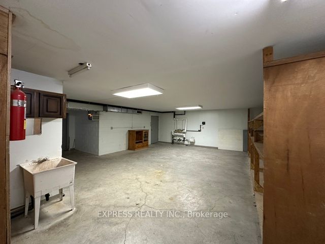 30 Glen Cameron Road Bsmt Property Photo 4