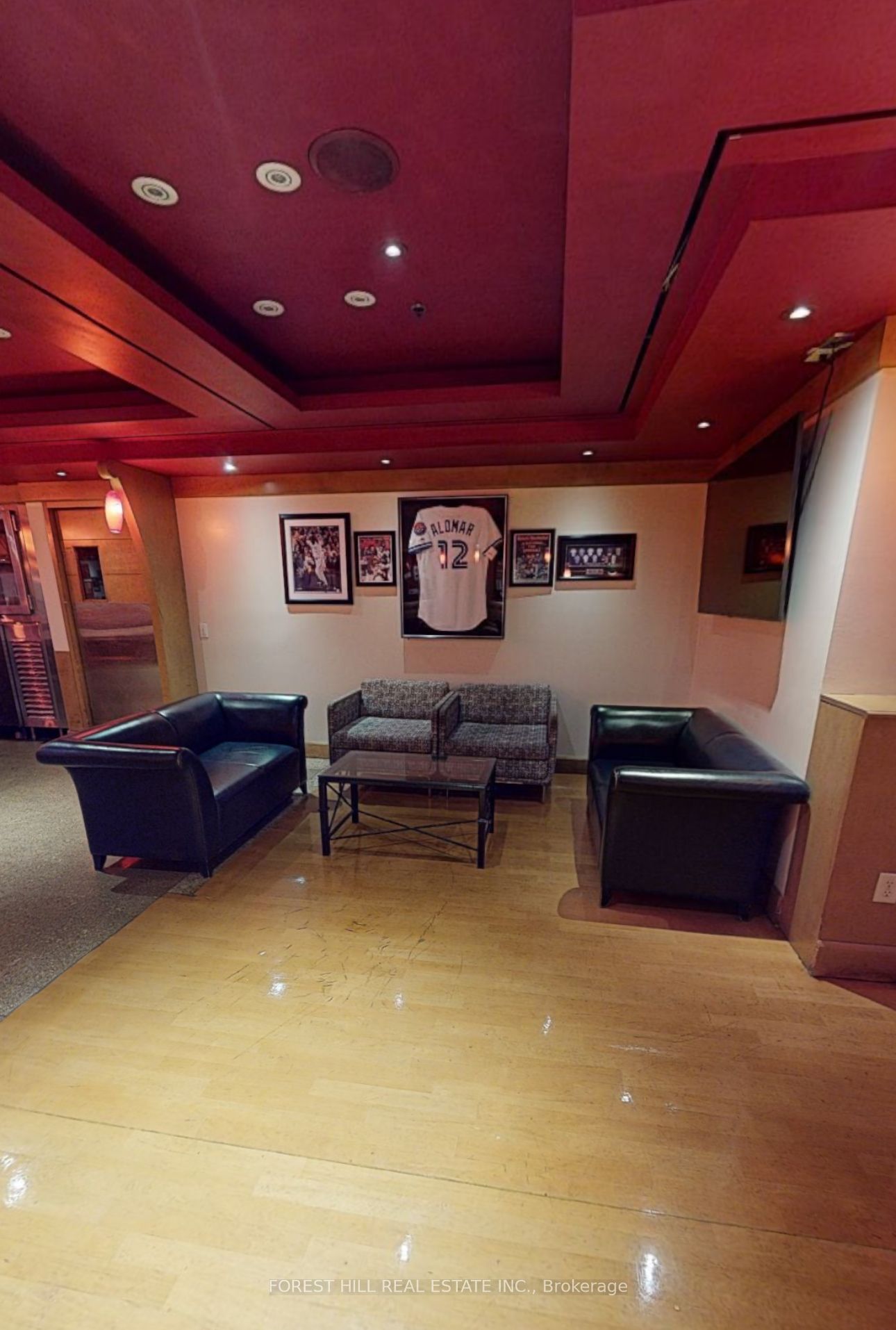 33 Gerrard Street W Chelsea Hotel (monarchs) Property Photo 16