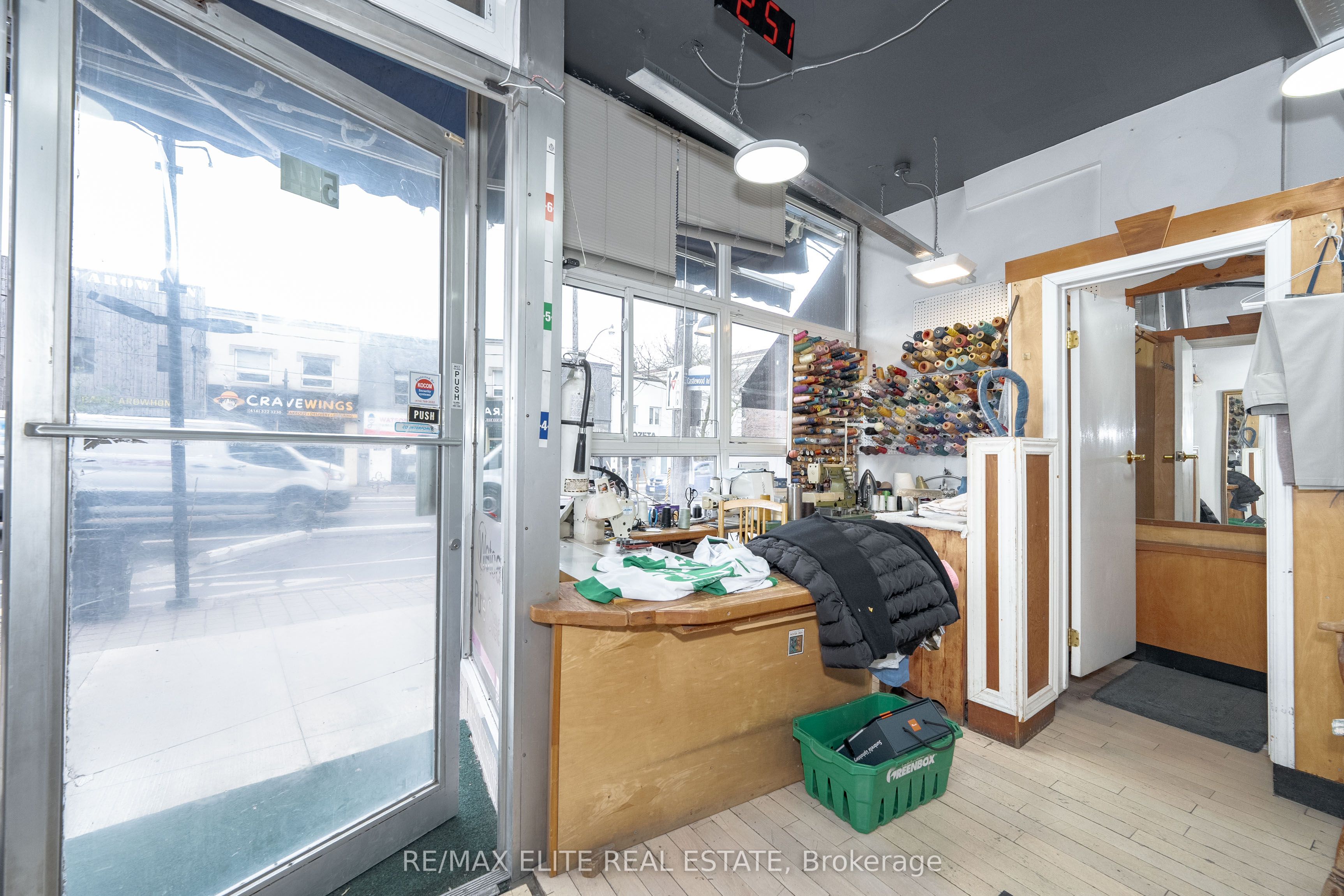 544 Eglinton Avenue Property Photo 5