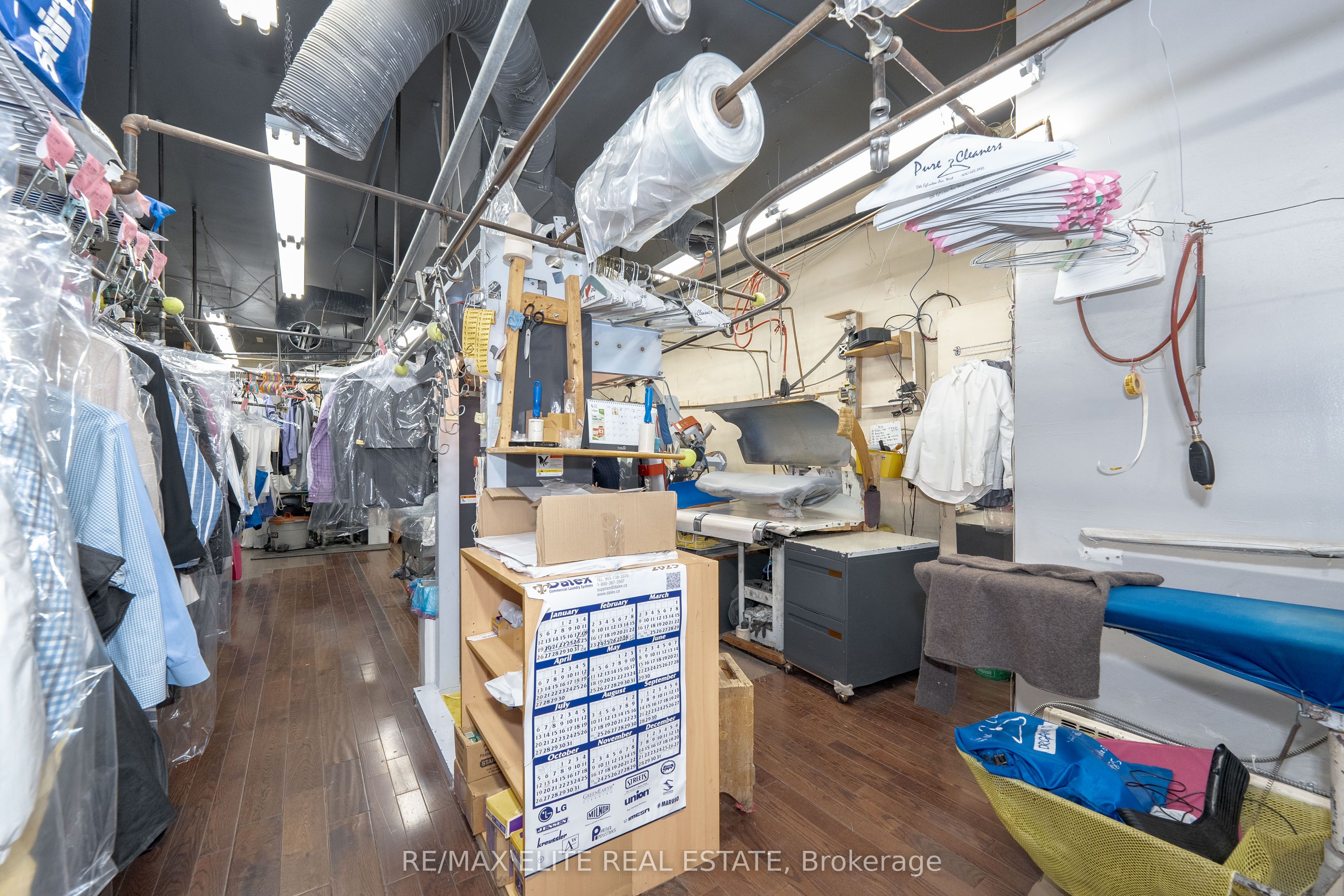 544 Eglinton Avenue Property Photo 15