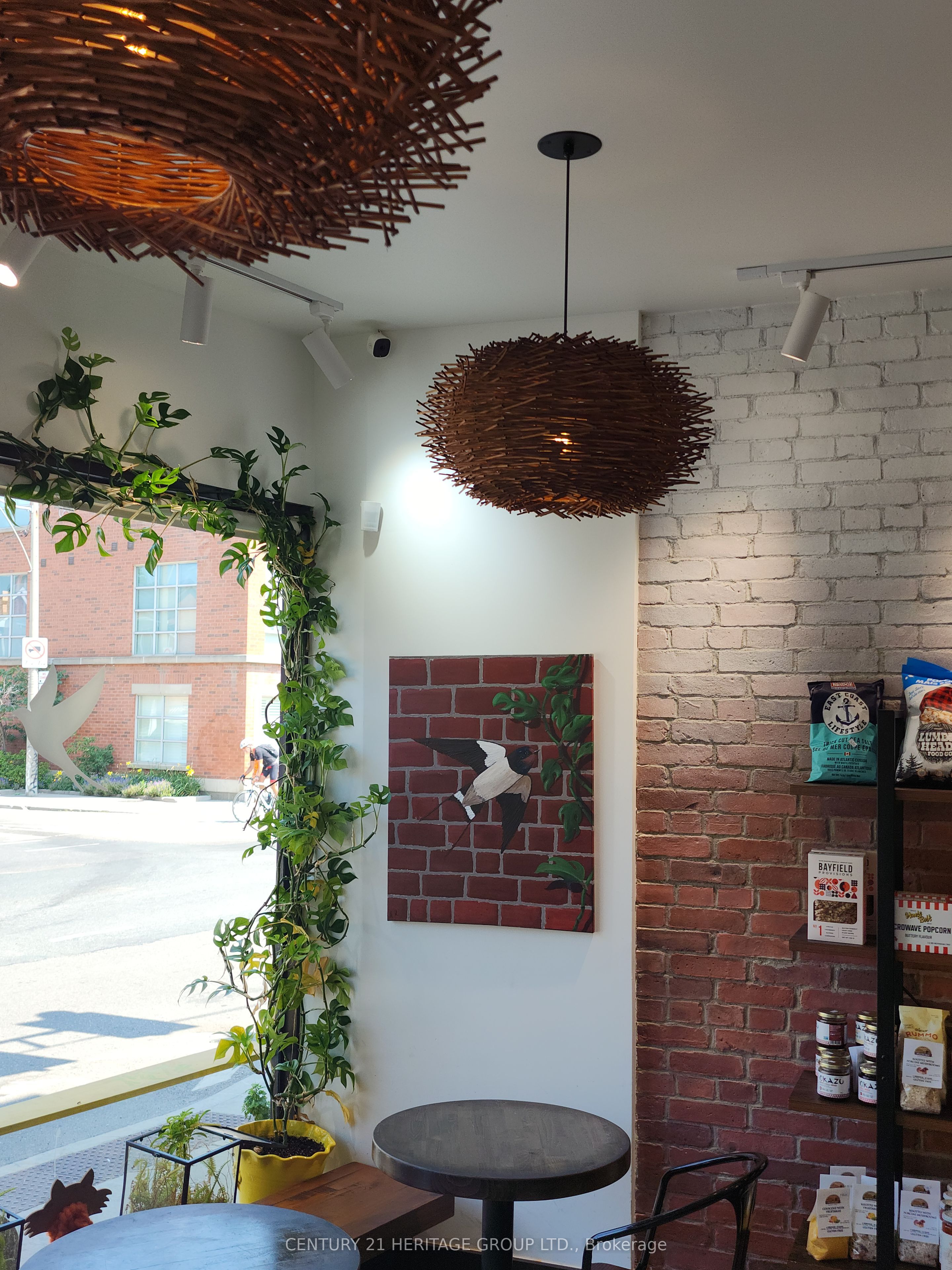 1421 Bloor Street W Property Photo 7