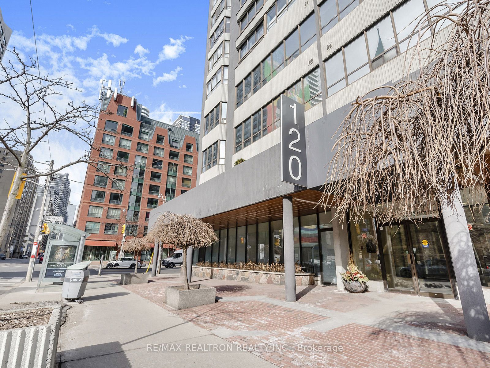 #304 - 120 Carlton Street Property Photo 1