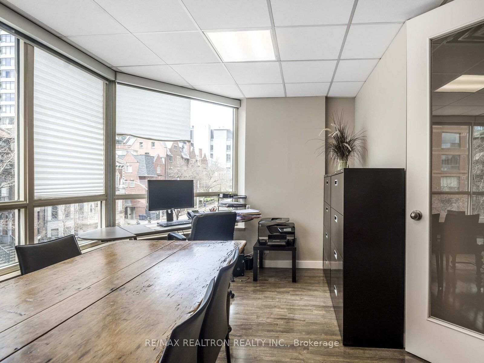 #304 - 120 Carlton Street Property Photo 9
