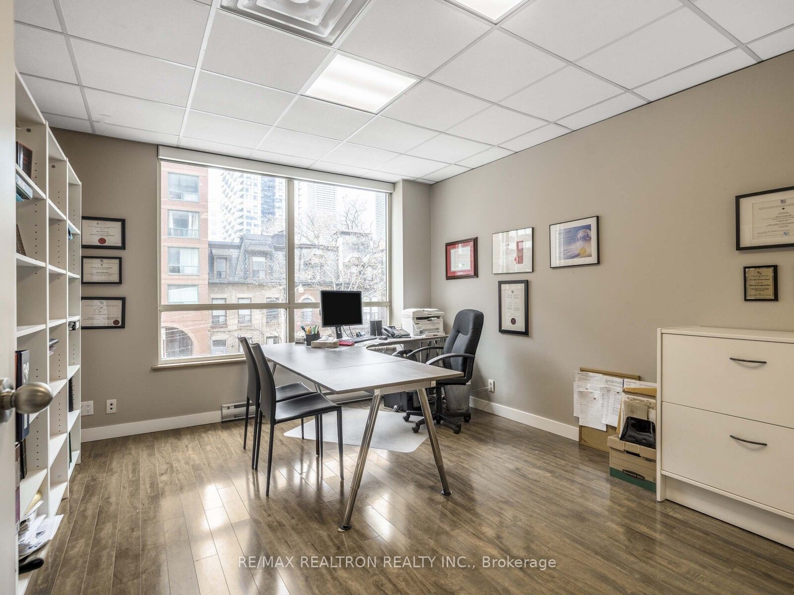 #304 - 120 Carlton Street Property Photo 11