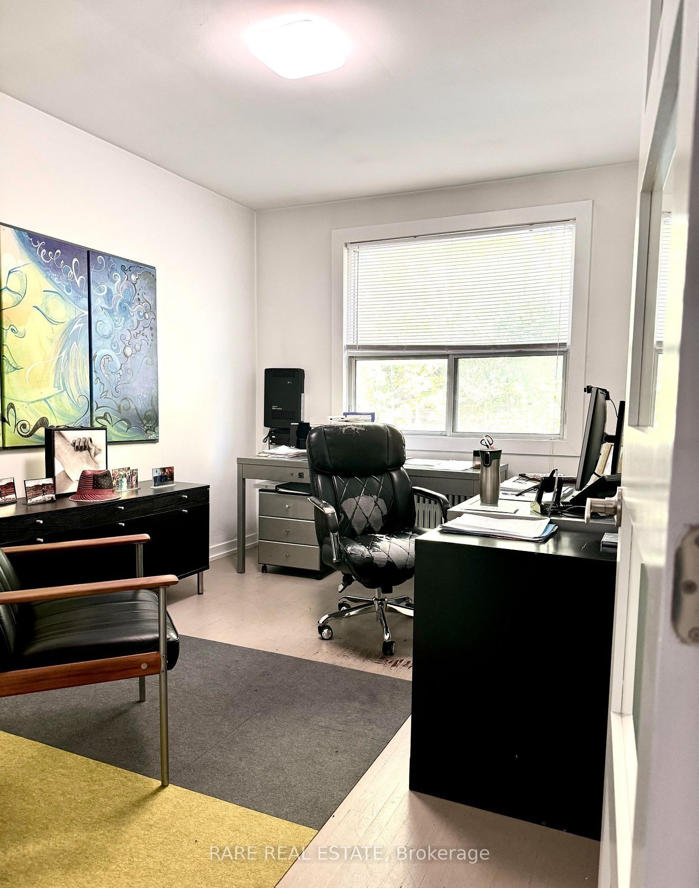 #unit B - 998 Eglinton Avenue Property Photo 6